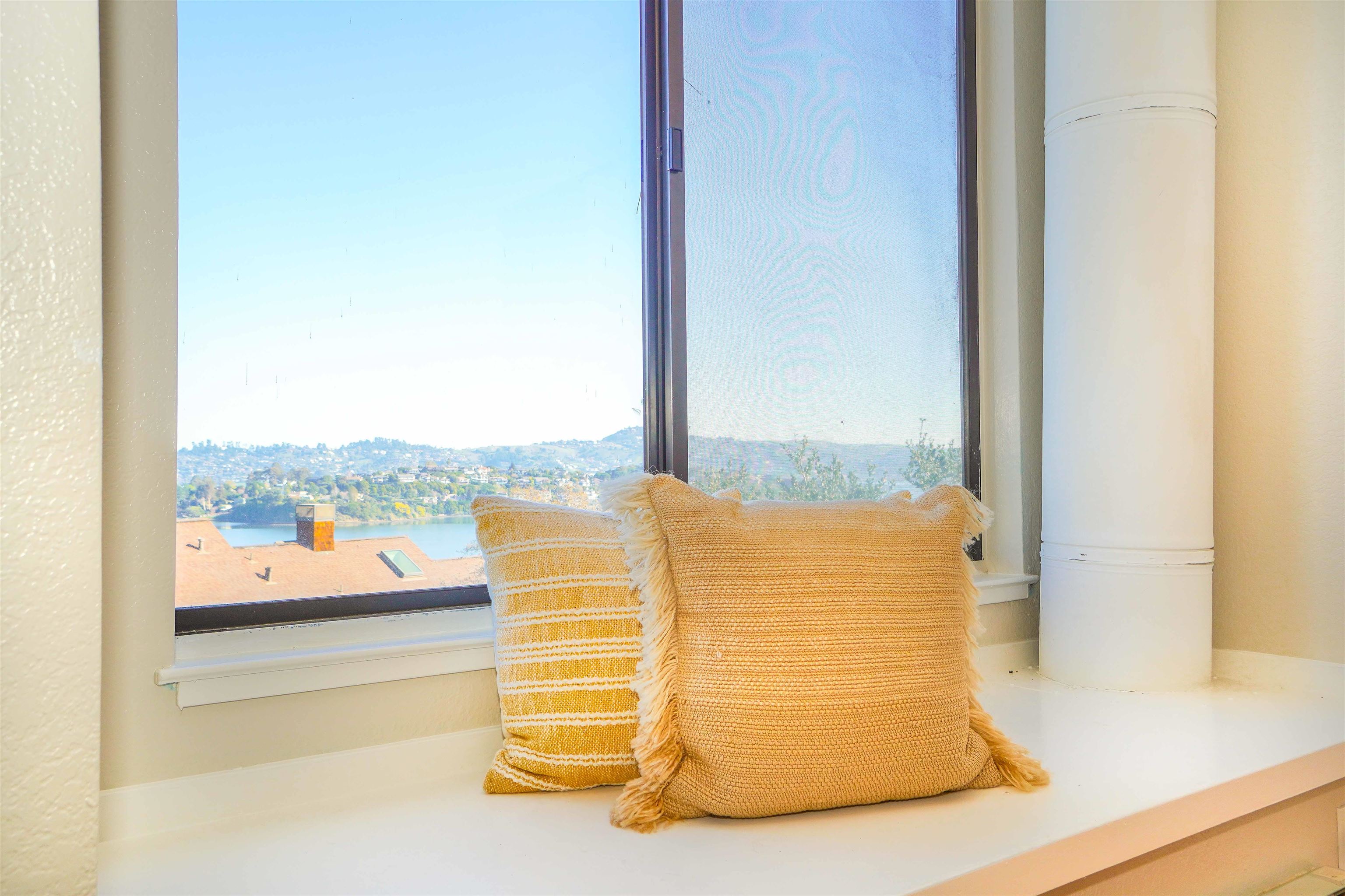 Detail Gallery Image 33 of 49 For 123 Buckelew St, Sausalito,  CA 94965 - 3 Beds | 2/1 Baths