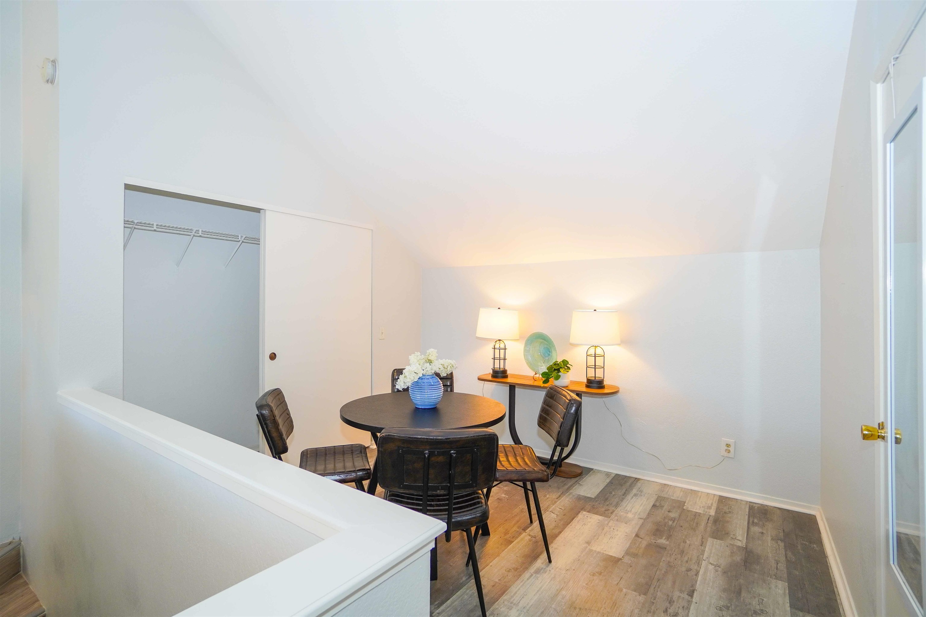 Detail Gallery Image 45 of 49 For 123 Buckelew St, Sausalito,  CA 94965 - 3 Beds | 2/1 Baths