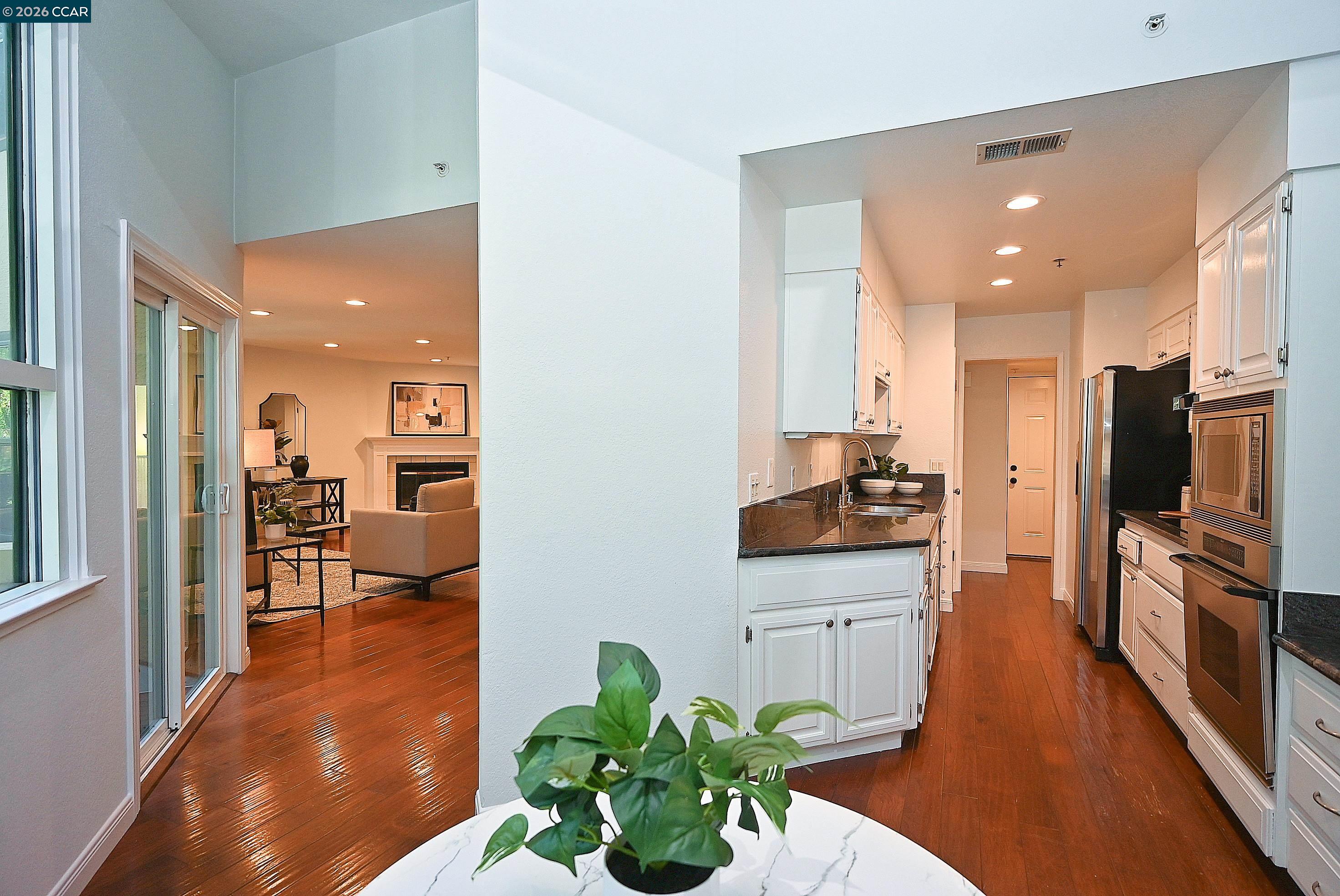 Detail Gallery Image 15 of 40 For 3279 Mt Diablo Court #13,  Lafayette,  CA 94549 - 3 Beds | 3/1 Baths