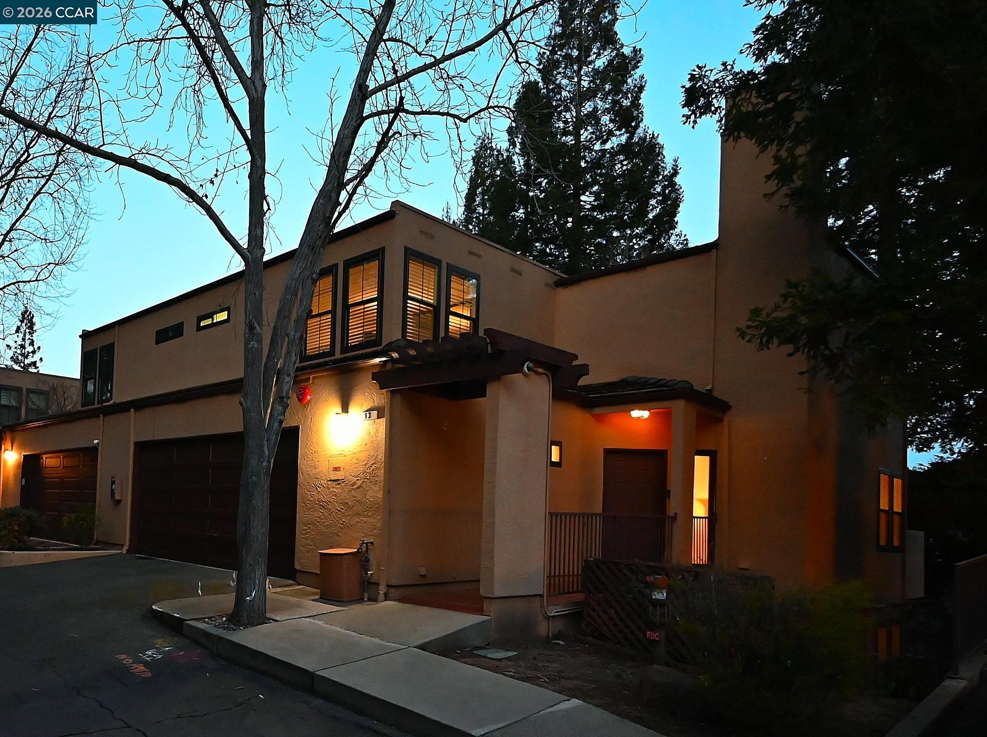 Detail Gallery Image 3 of 40 For 3279 Mt Diablo Court #13,  Lafayette,  CA 94549 - 3 Beds | 3/1 Baths