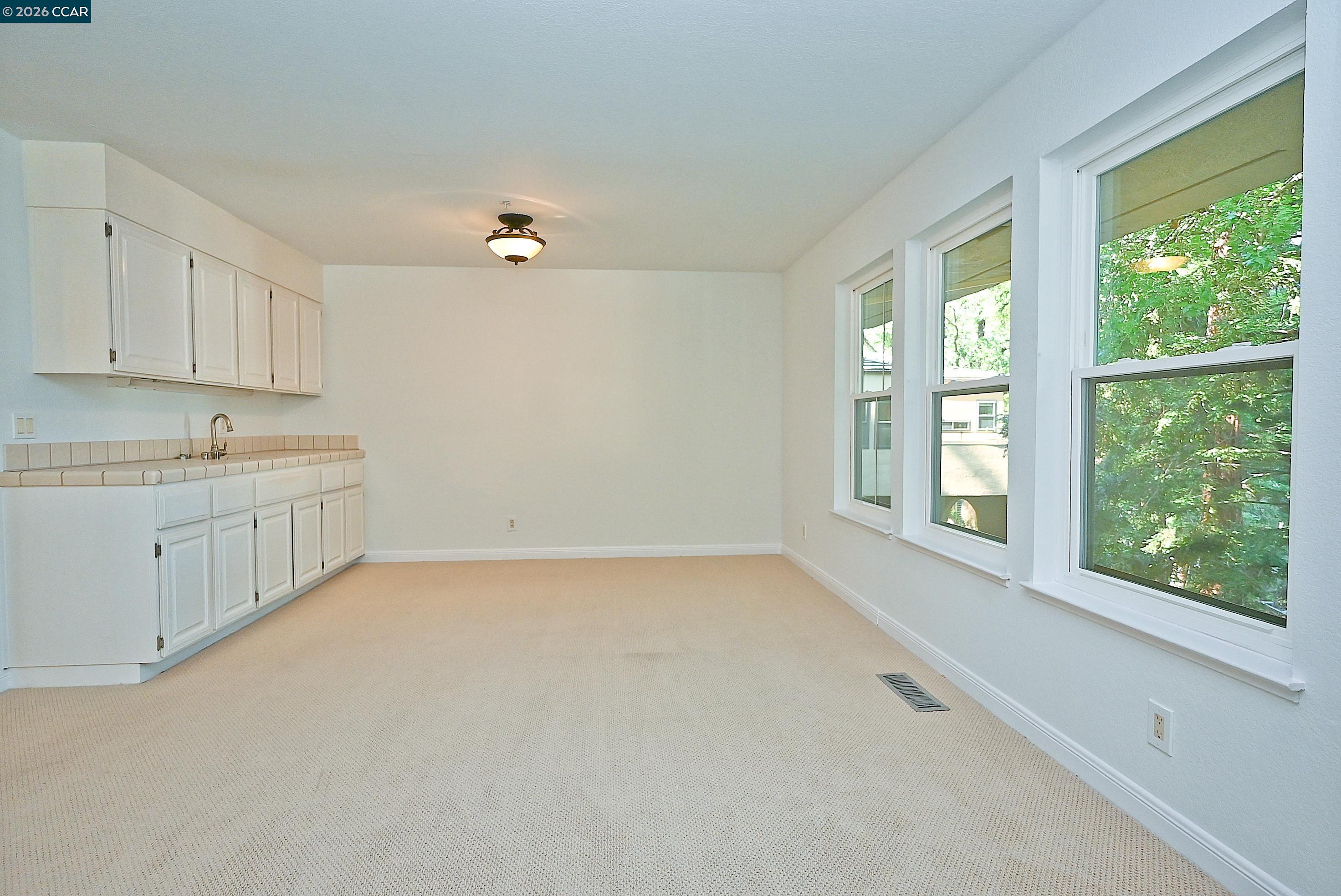 Detail Gallery Image 34 of 40 For 3279 Mt Diablo Court #13,  Lafayette,  CA 94549 - 3 Beds | 3/1 Baths