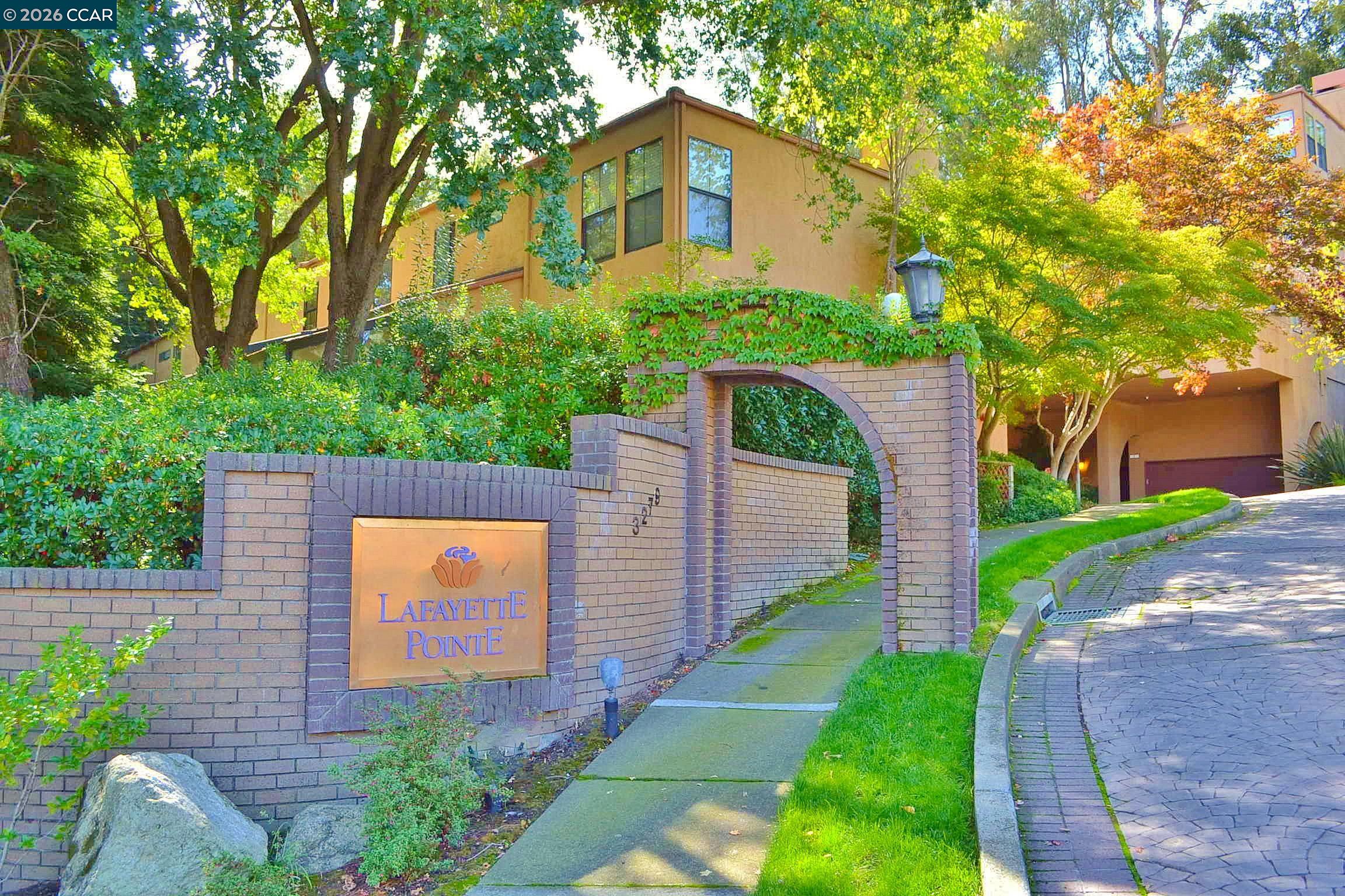 Detail Gallery Image 40 of 40 For 3279 Mt Diablo Court #13,  Lafayette,  CA 94549 - 3 Beds | 3/1 Baths