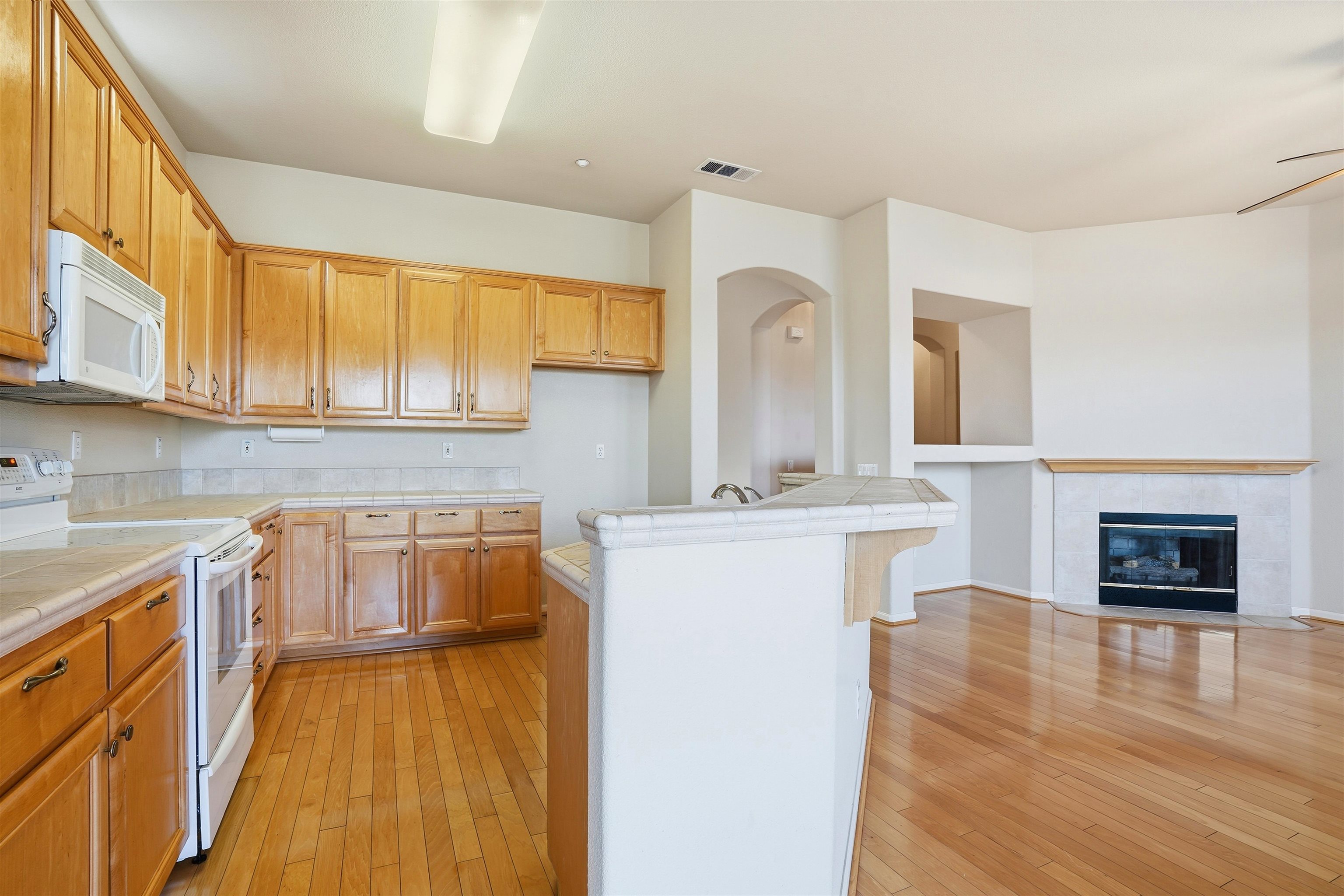 Detail Gallery Image 12 of 34 For 1036 Bismarck Ter, Brentwood,  CA 94513 - 2 Beds | 2/1 Baths