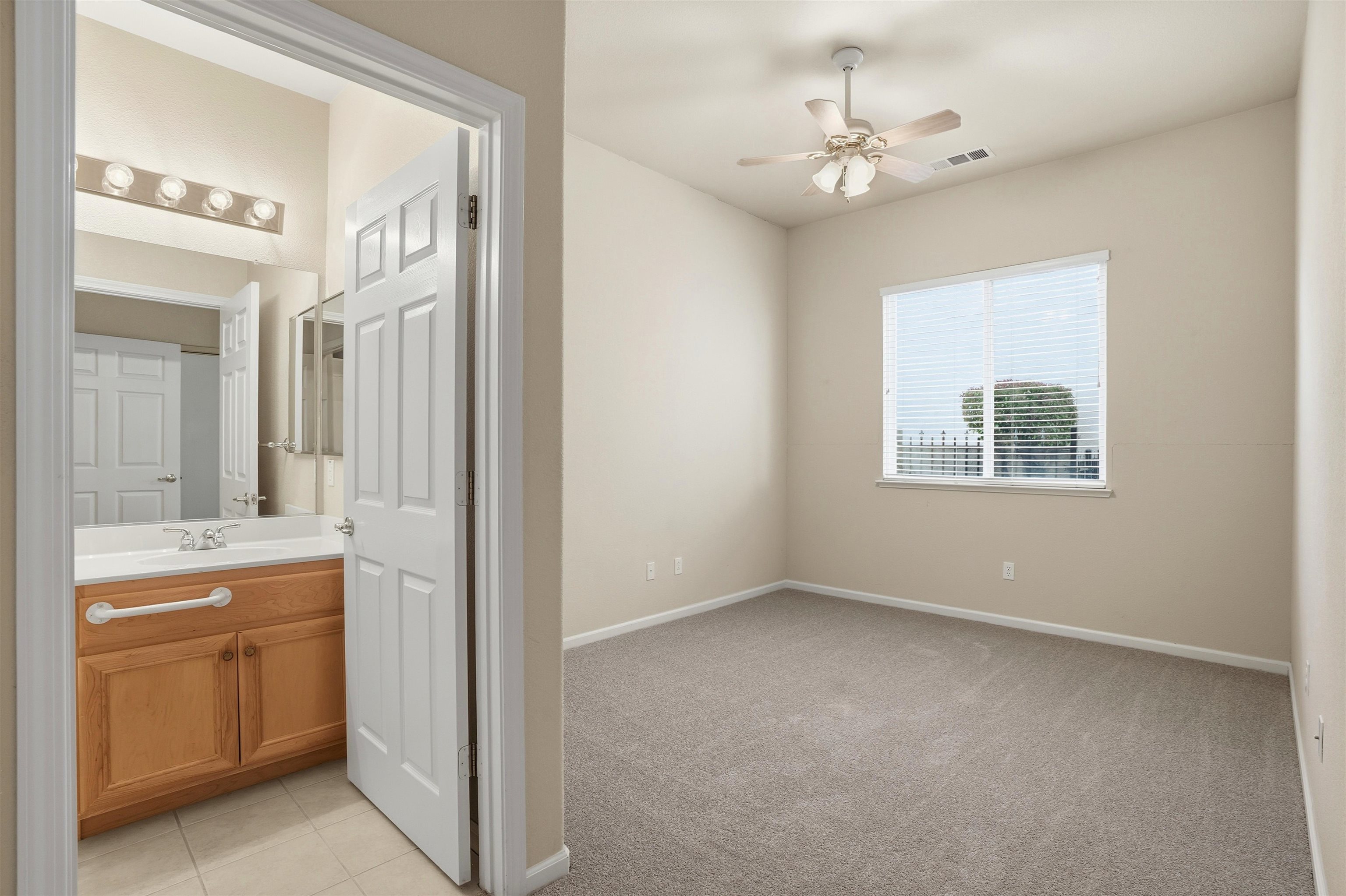 Detail Gallery Image 19 of 33 For 1036 Bismarck Ter, Brentwood,  CA 94513 - 2 Beds | 2/1 Baths