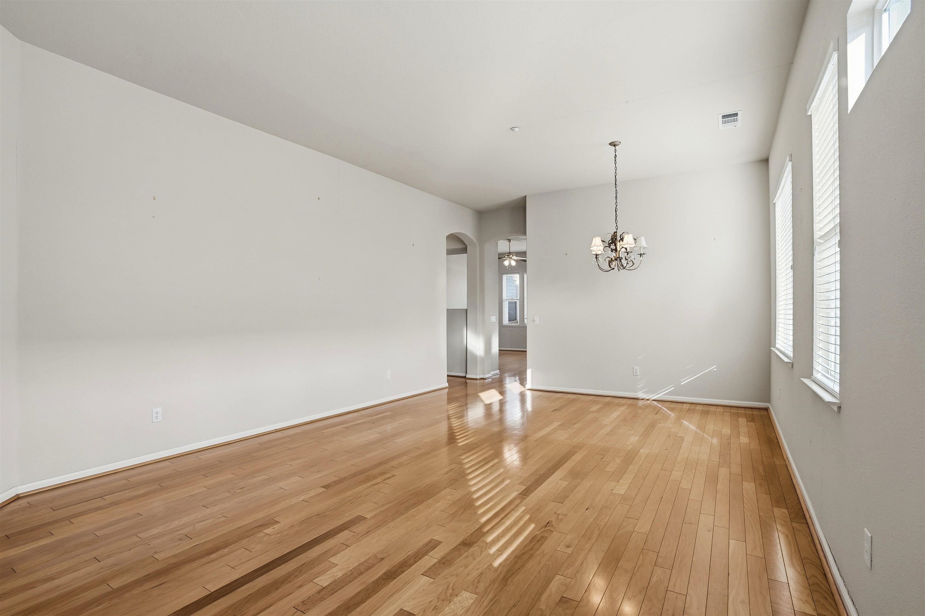 Detail Gallery Image 6 of 33 For 1036 Bismarck Ter, Brentwood,  CA 94513 - 2 Beds | 2/1 Baths