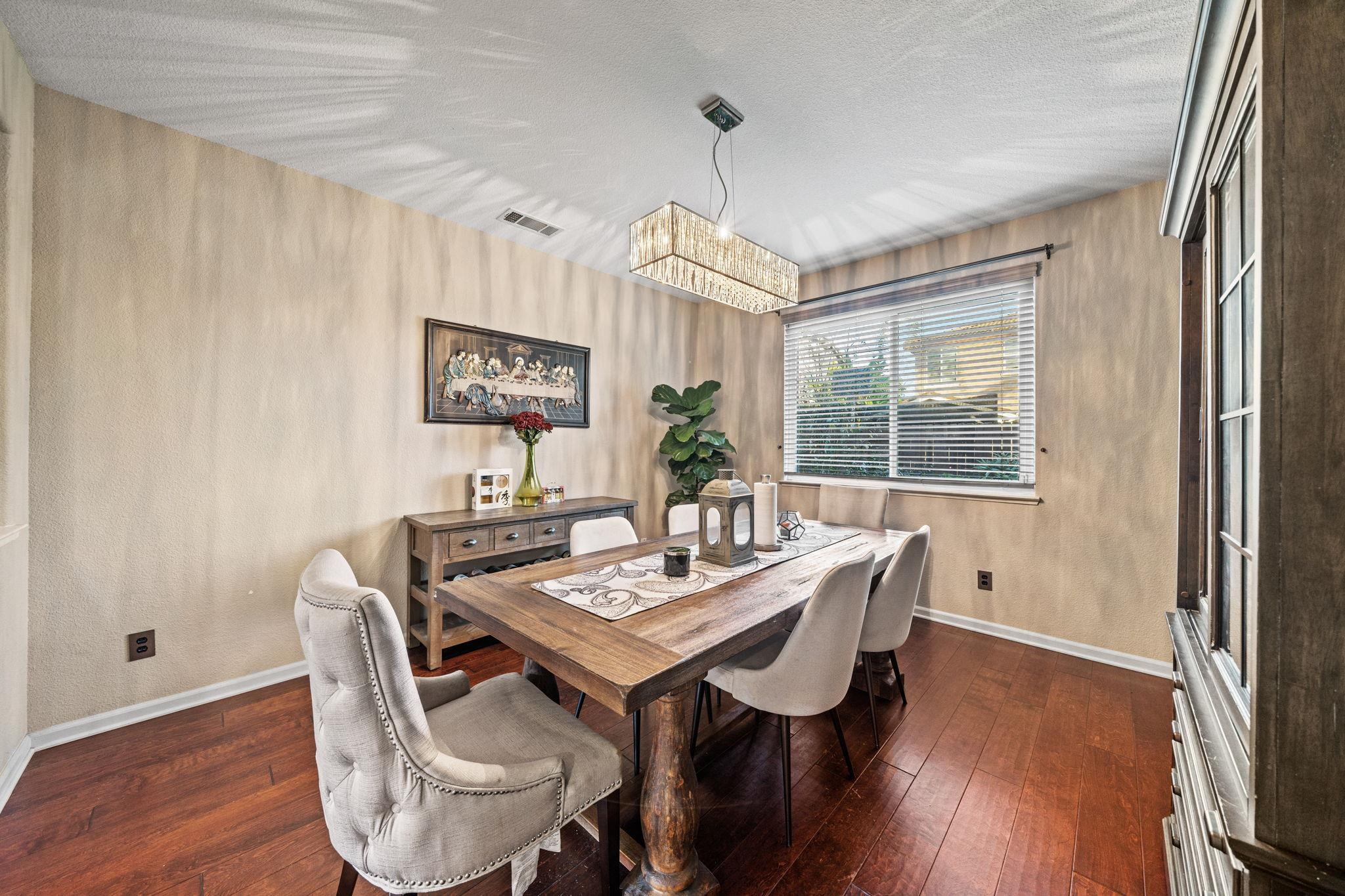 Detail Gallery Image 14 of 40 For 30 Renoir Ct, Oakley,  CA 94561 - 5 Beds | 3 Baths