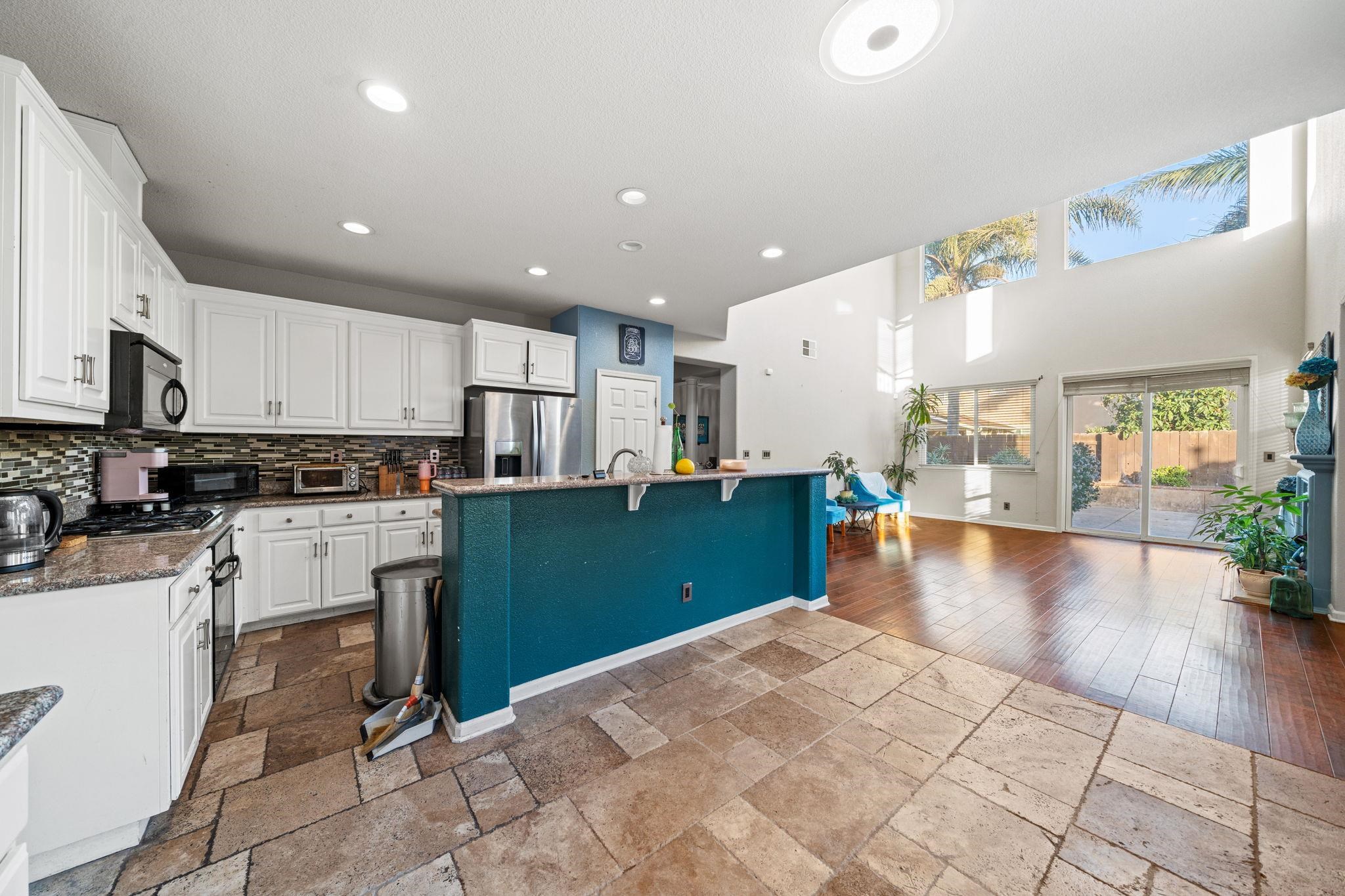 Detail Gallery Image 21 of 40 For 30 Renoir Ct, Oakley,  CA 94561 - 5 Beds | 3 Baths