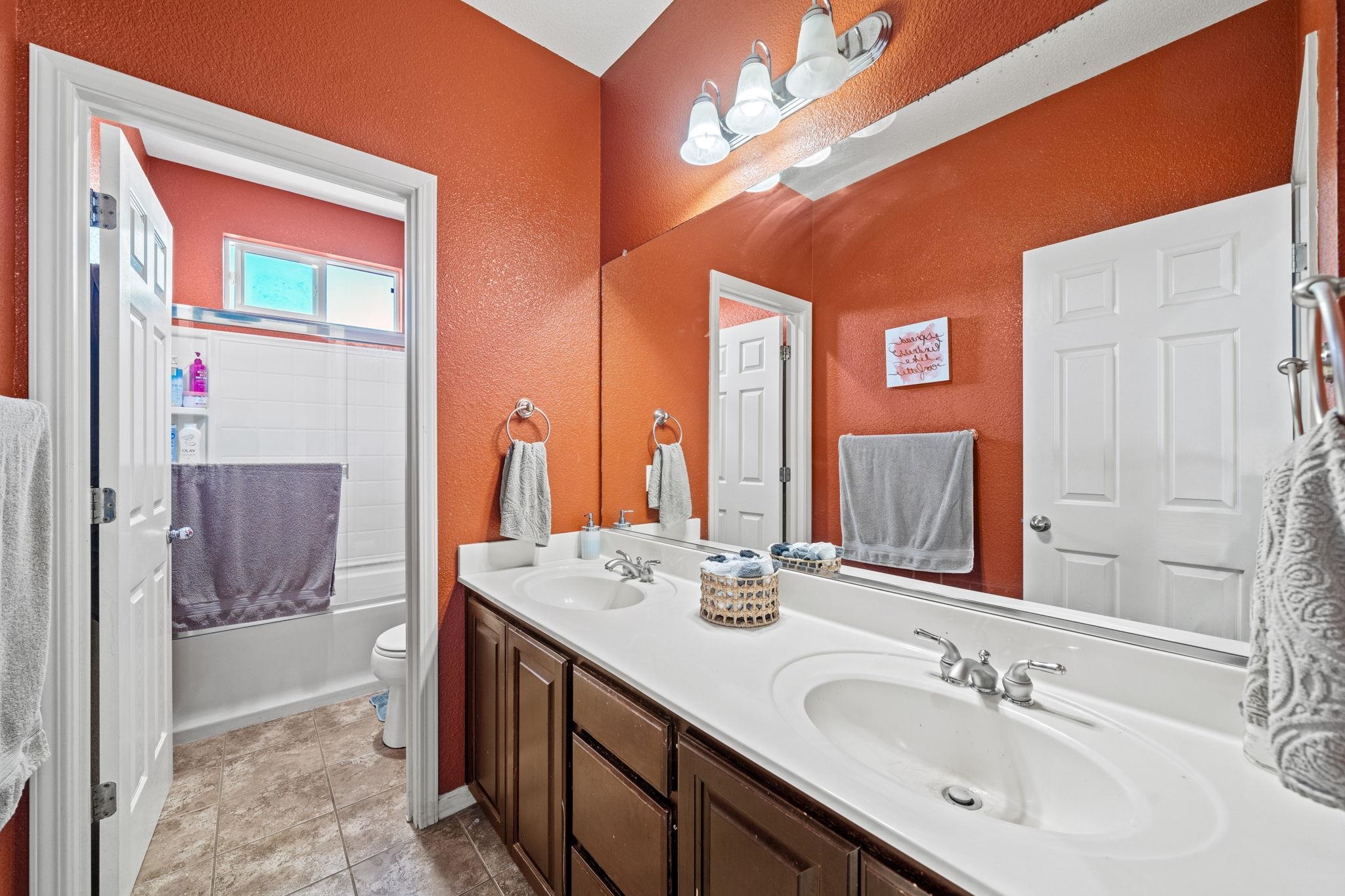 Detail Gallery Image 25 of 40 For 30 Renoir Ct, Oakley,  CA 94561 - 5 Beds | 3 Baths