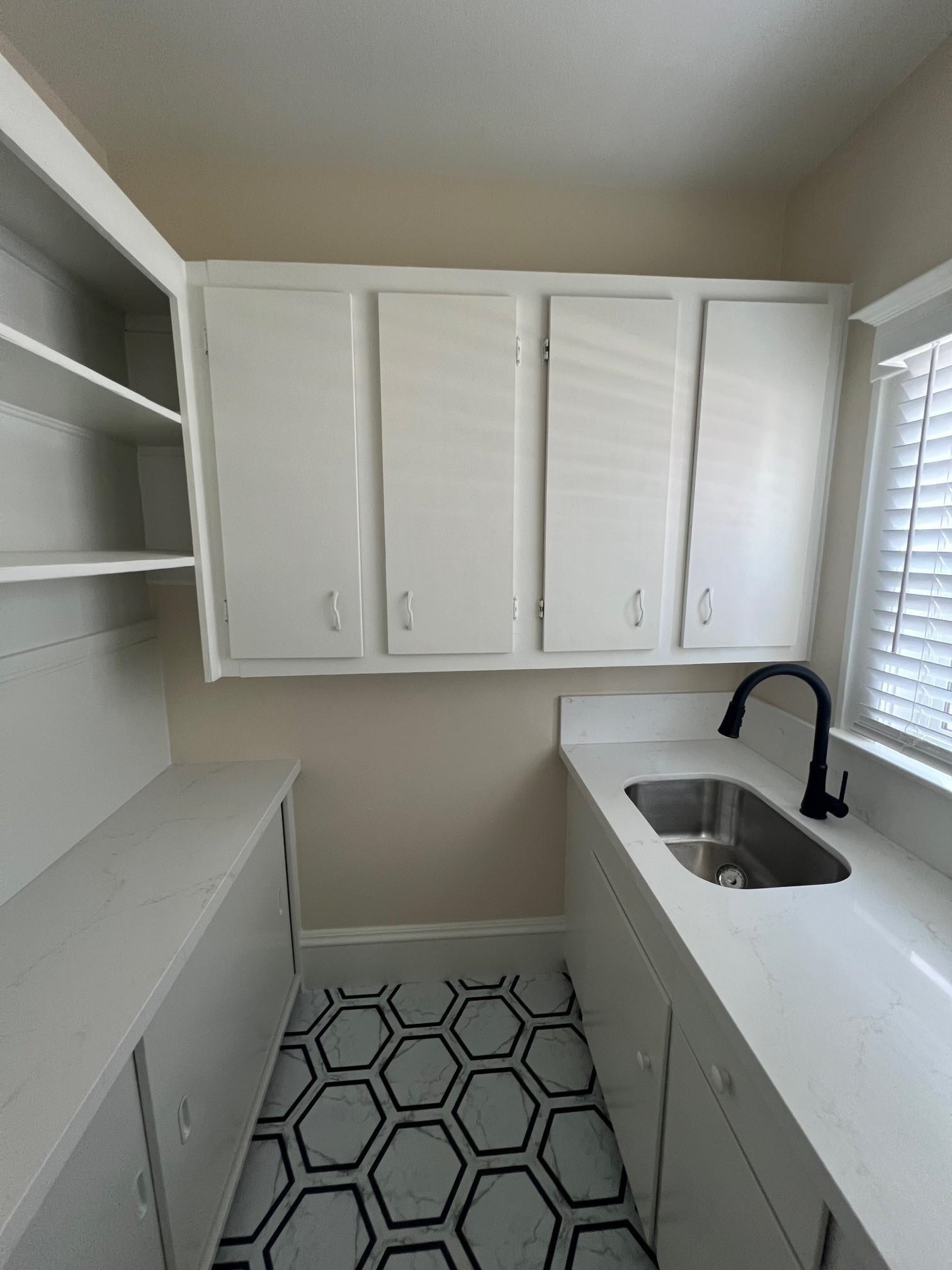 Detail Gallery Image 5 of 33 For 9 Monte Vista Ave, Oakland,  CA 94611 - 1 Beds | 1 Baths