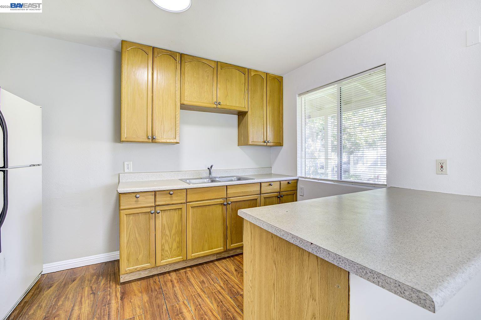 Detail Gallery Image 6 of 29 For 730 W Sunset Blvd, Hayward,  CA 94541 - – Beds | – Baths