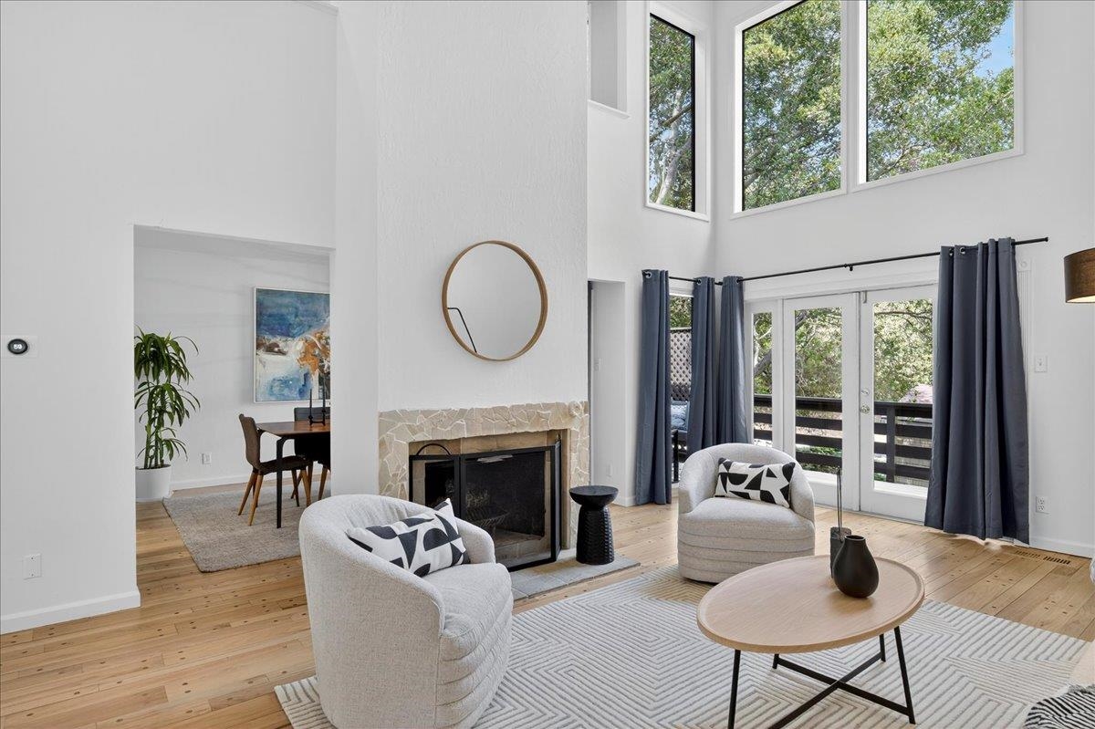 Photo #2: 41122591 Listing: Photo #2