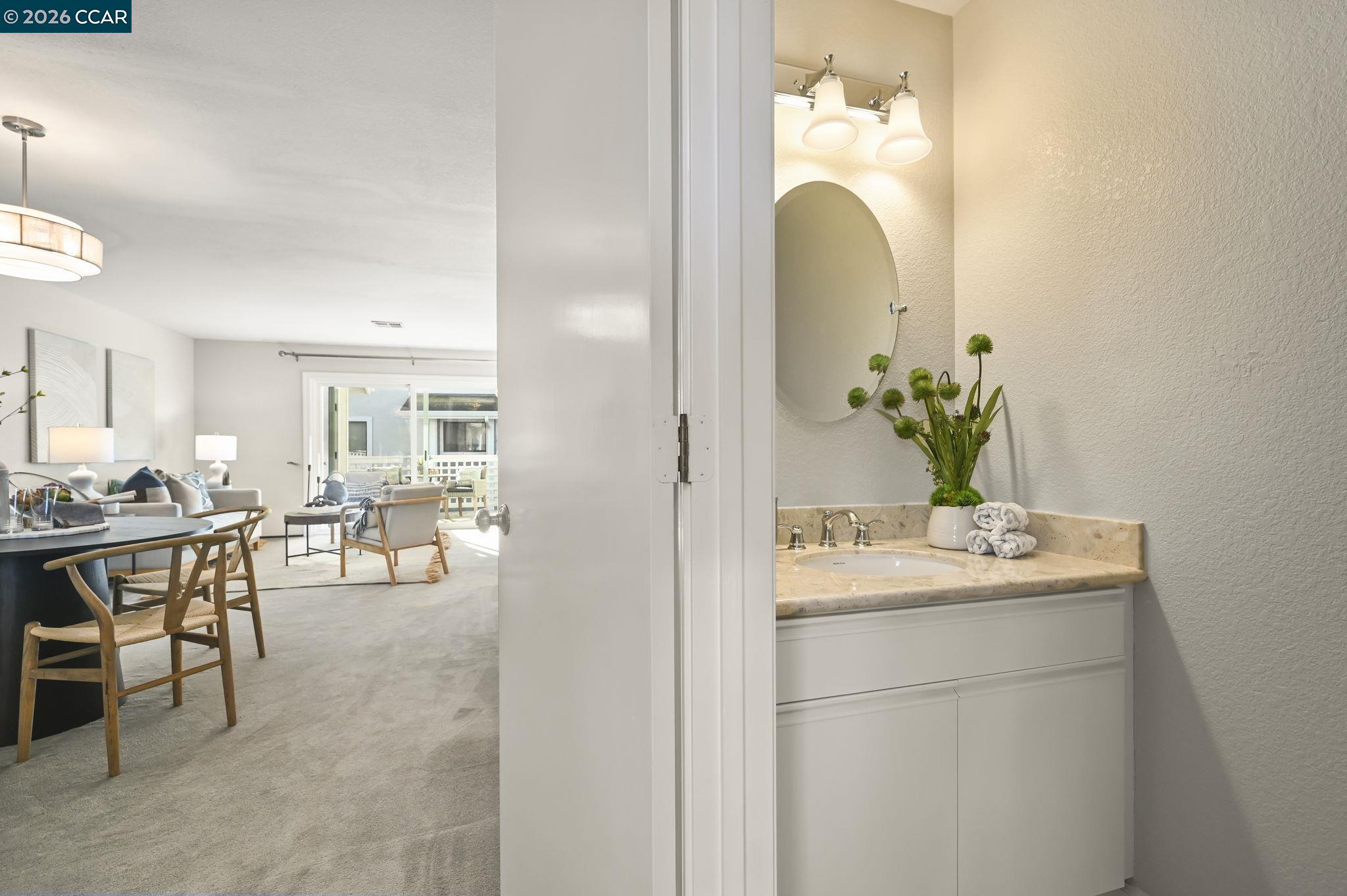 Photo #12: 41122592 Listing: Photo #12