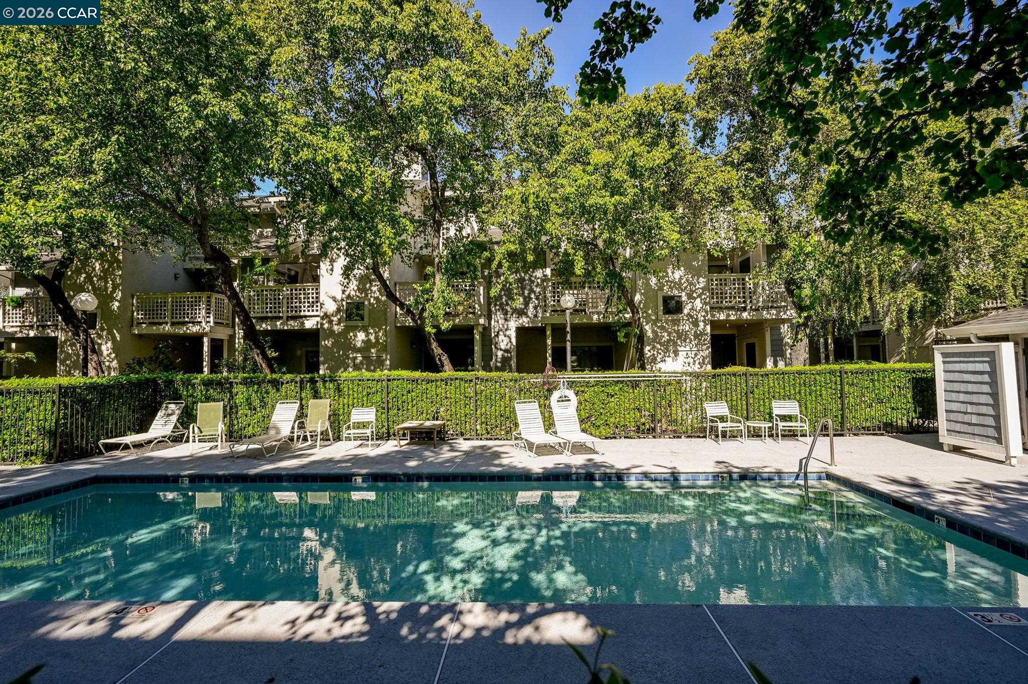 Photo #21: 41122592 Listing: Photo #21