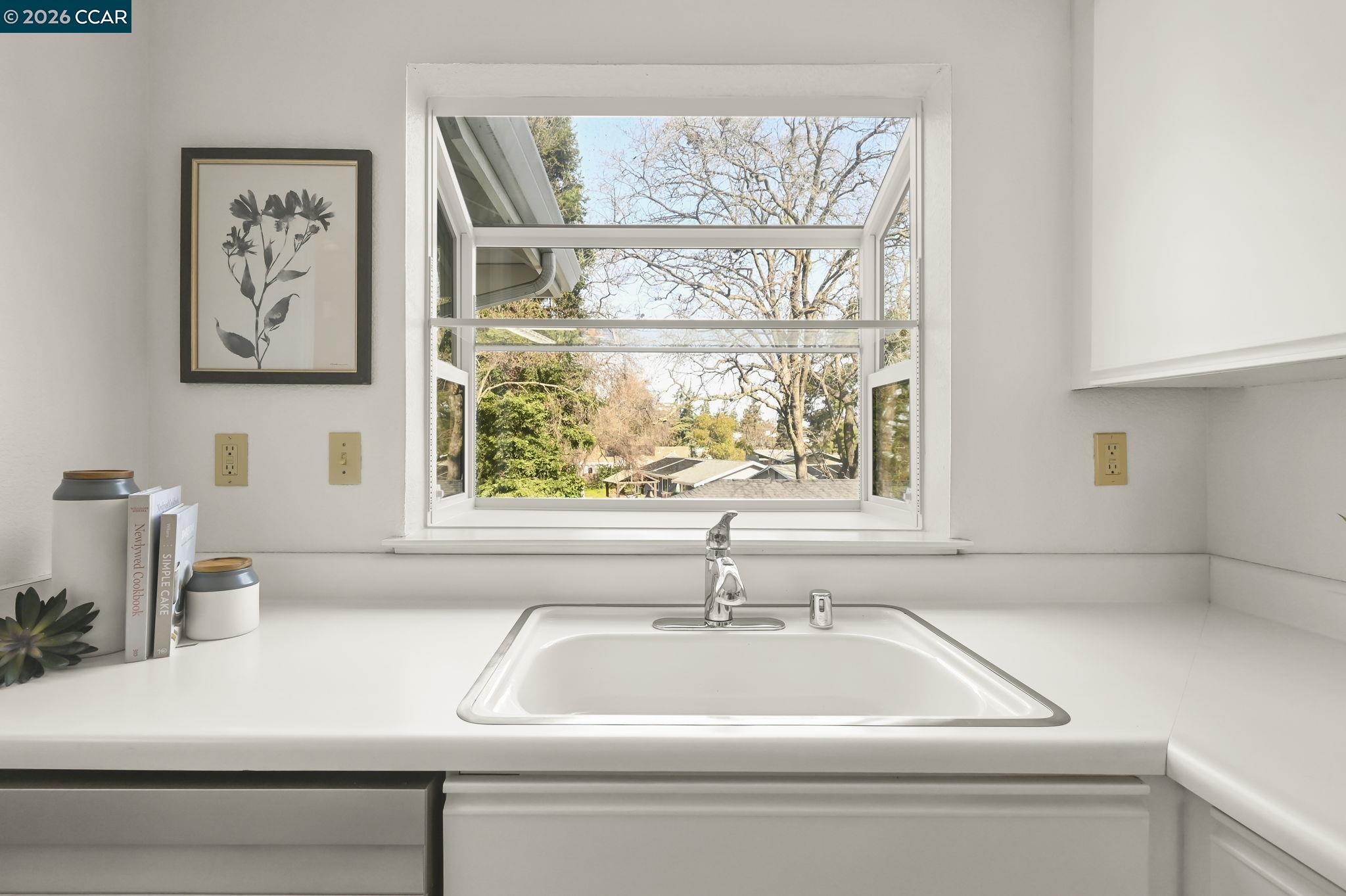 Photo #9: 41122592 Listing: Photo #9