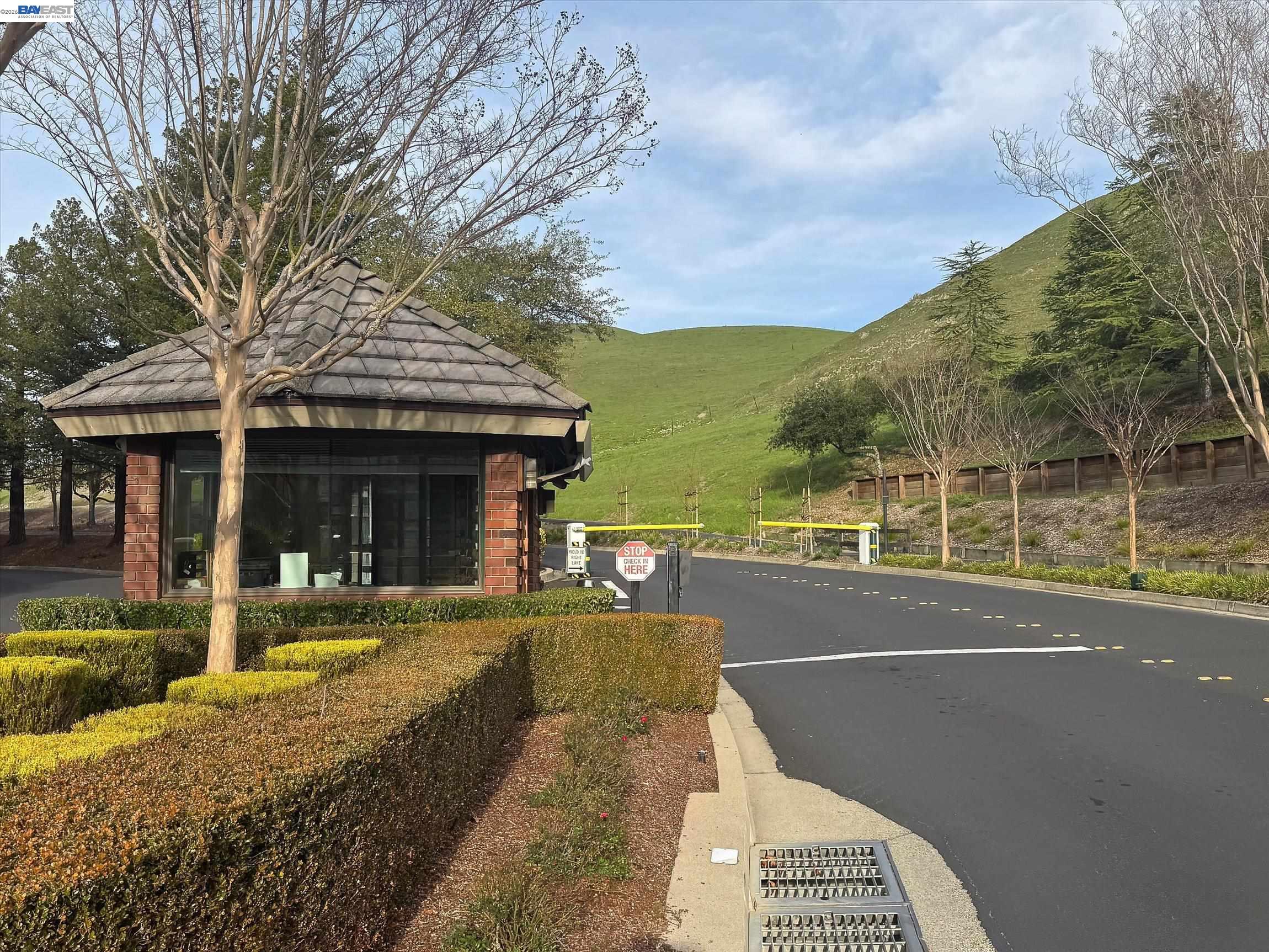 28 Harrington Rd, Moraga CA 94556 — photo 9