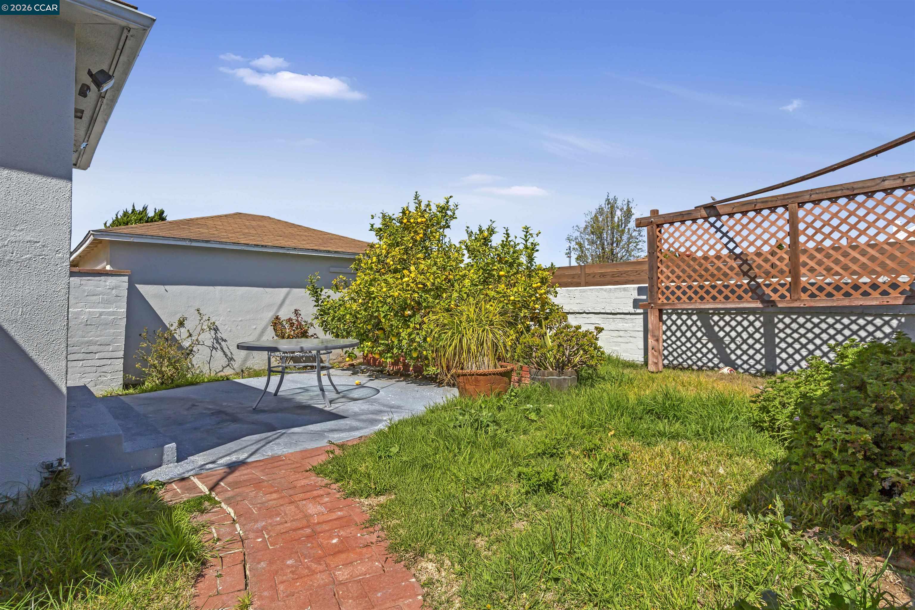 Detail Gallery Image 33 of 35 For 6727 W 87th Pl, Los Angeles,  CA 90045 - 3 Beds | 2 Baths