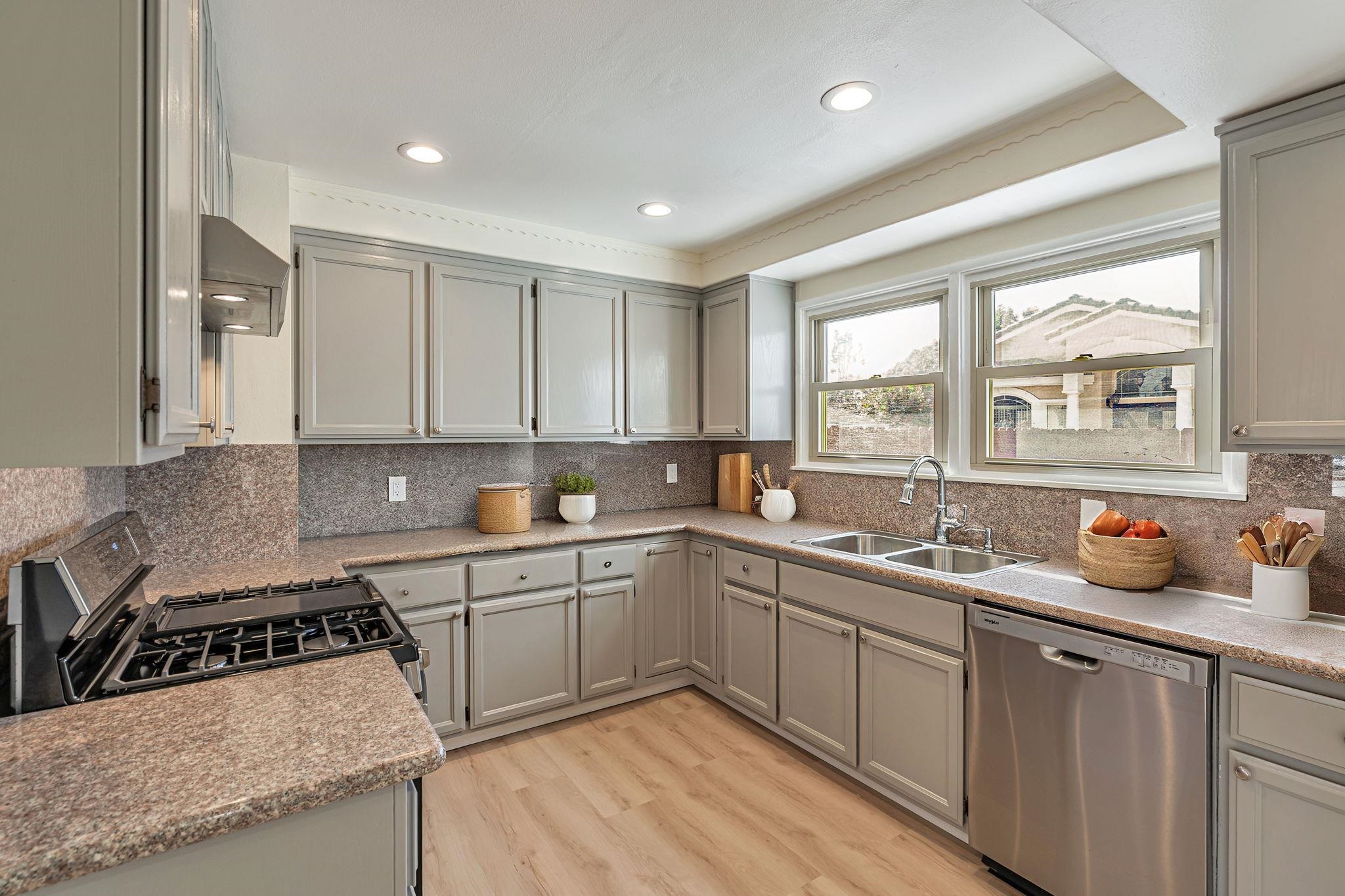 Detail Gallery Image 12 of 48 For 2101 West Ave. 136th, San Leandro,  CA 94577 - 4 Beds | 2 Baths