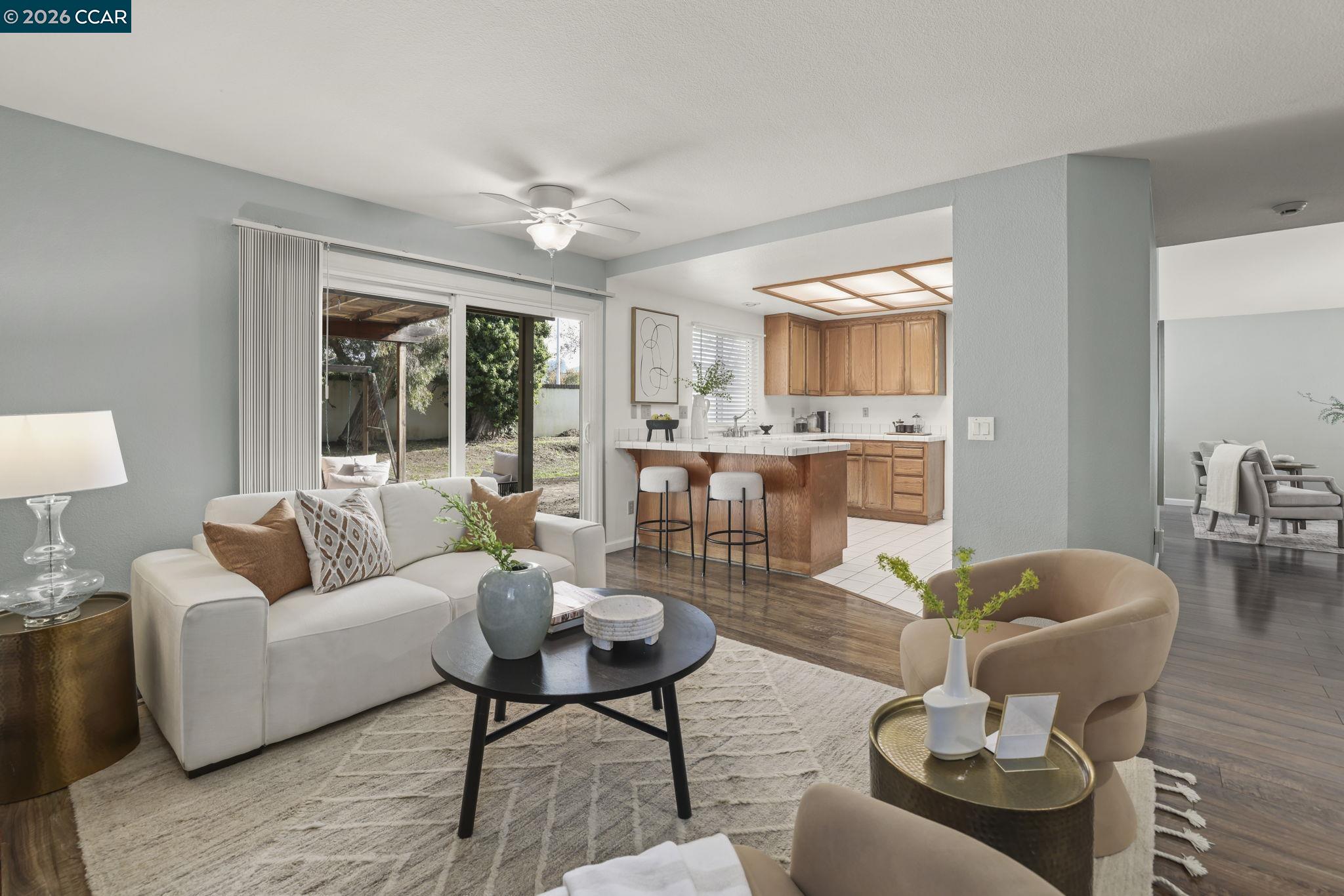 Detail Gallery Image 13 of 30 For 4807 Silver Hill Ct, Antioch,  CA 94531 - 3 Beds | 2/1 Baths