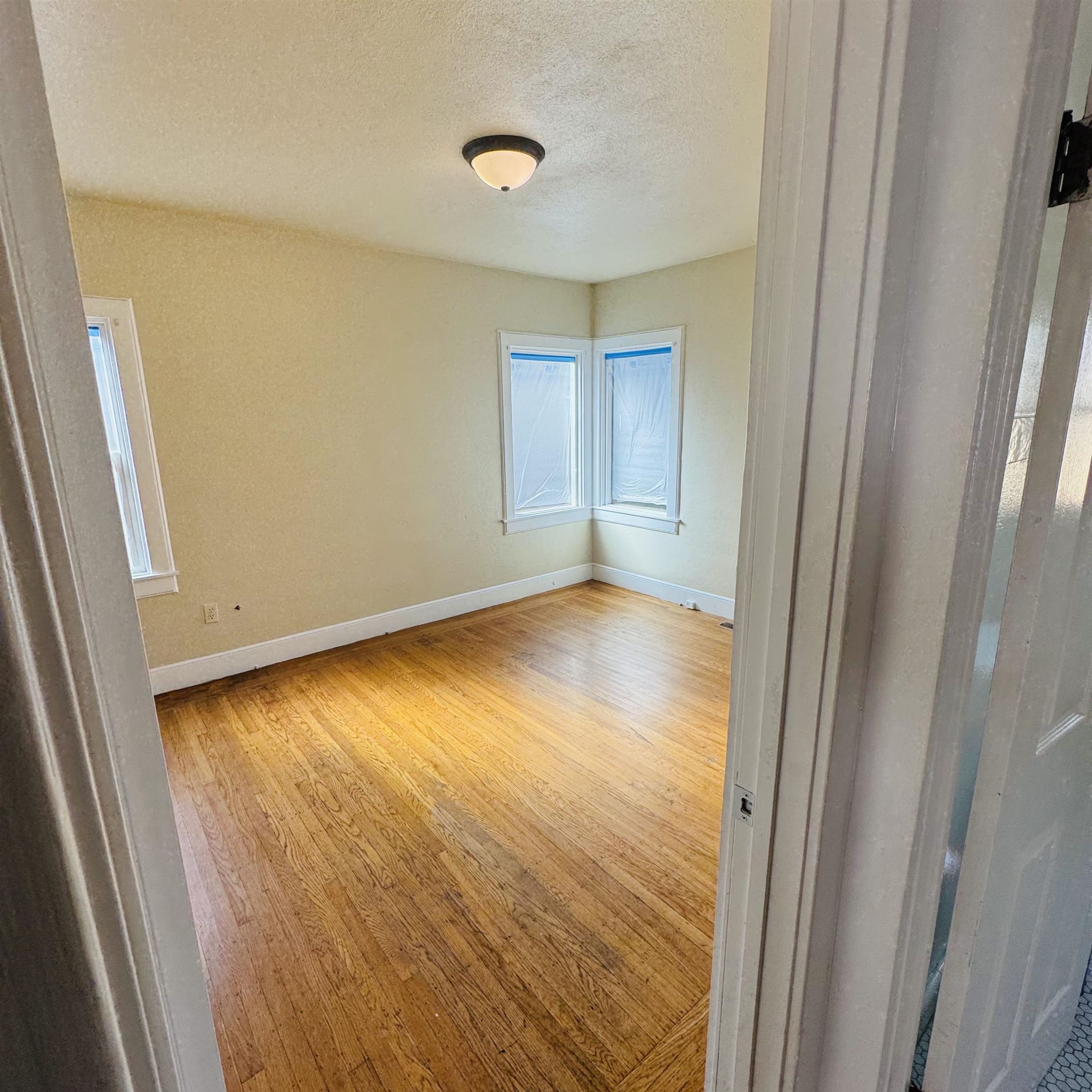 Detail Gallery Image 11 of 40 For 614 28th St, Sacramento,  CA 95816 - 4 Beds | 2 Baths