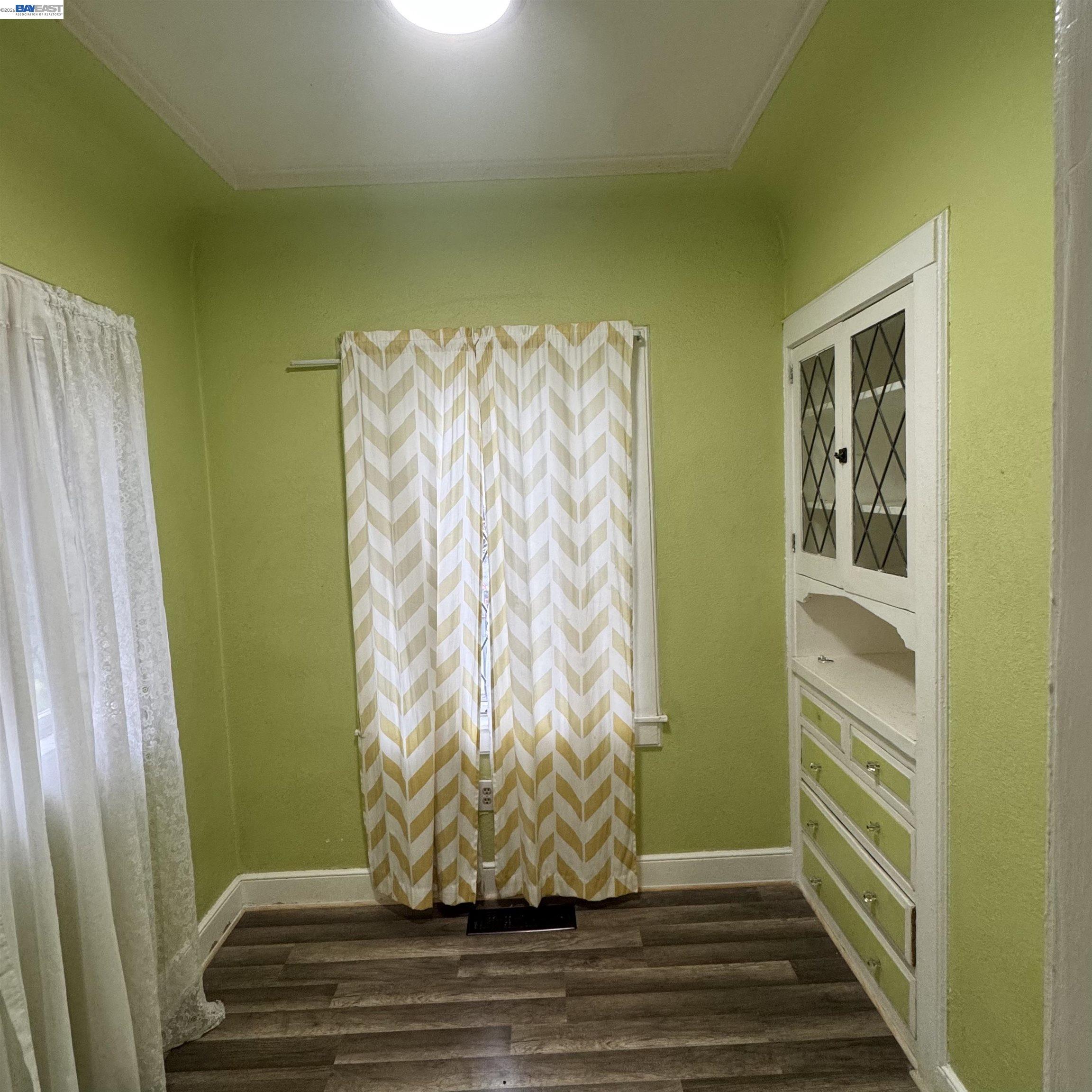 Detail Gallery Image 18 of 38 For 614 28th St, Sacramento,  CA 95816 - 4 Beds | 2 Baths