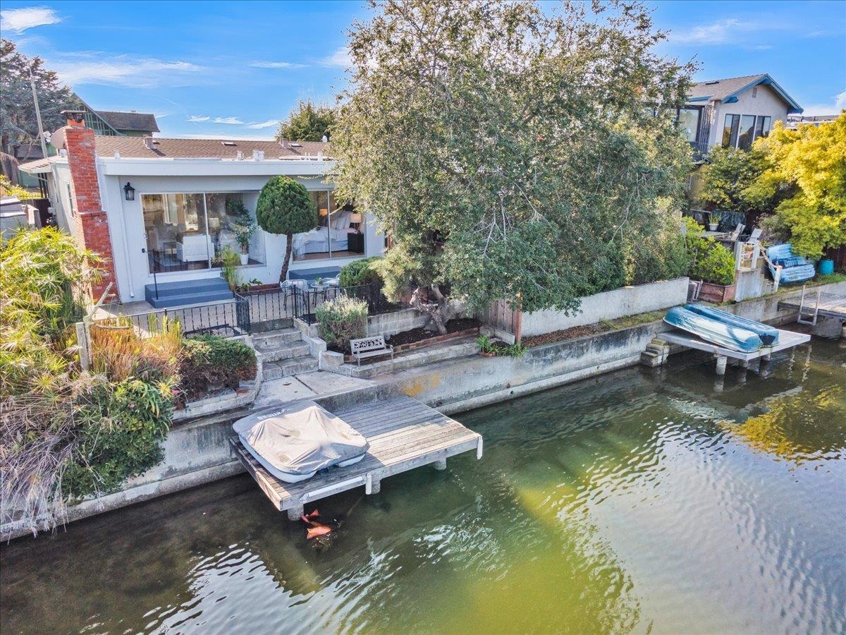 Detail Gallery Image 30 of 39 For 2819 Bayview Dr, Alameda,  CA 94501 - 2 Beds | 2 Baths