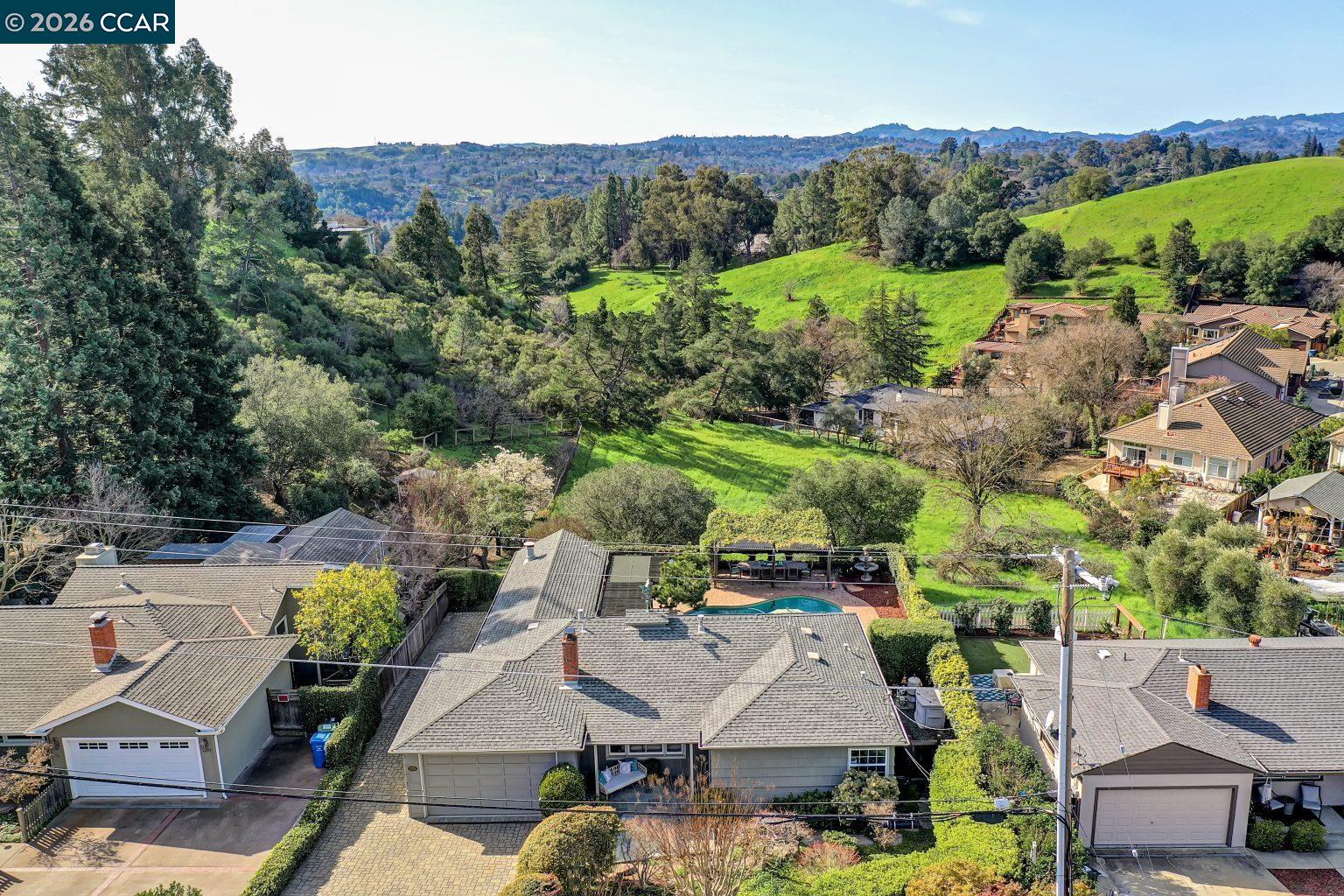 Front Image Thumbnail for CC41122603