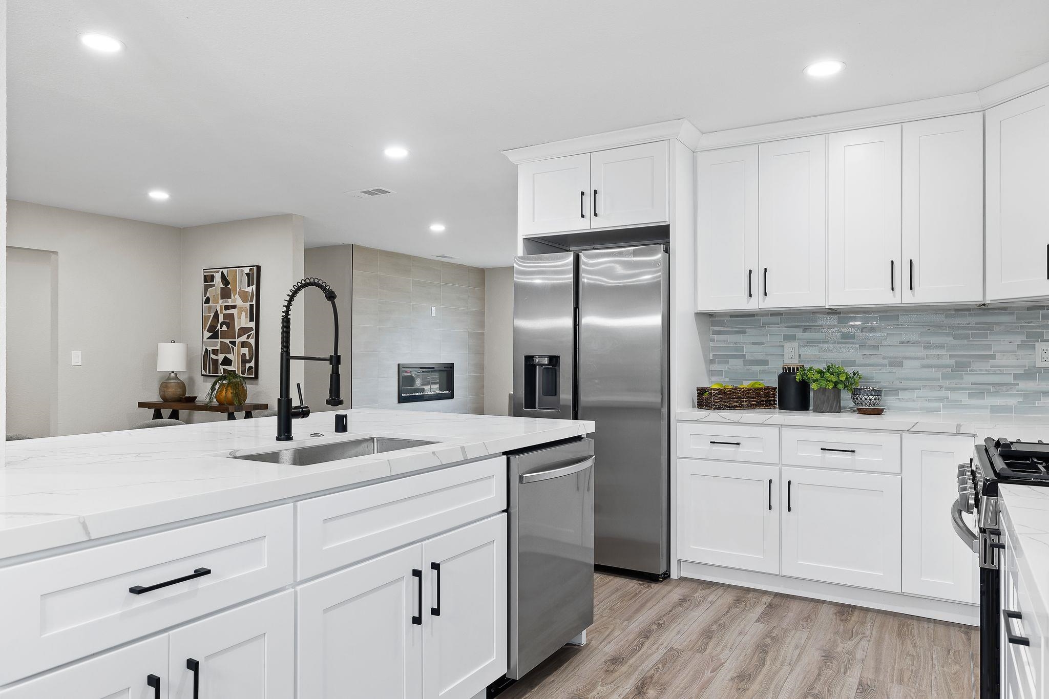 Detail Gallery Image 13 of 58 For 1816 Lynwood Dr, Concord,  CA 94519 - 4 Beds | 2 Baths