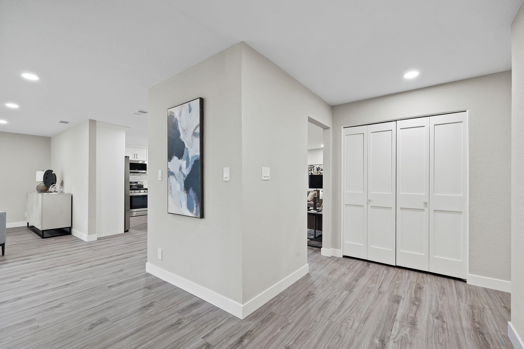 Detail Gallery Image 27 of 58 For 1816 Lynwood Dr, Concord,  CA 94519 - 4 Beds | 2 Baths