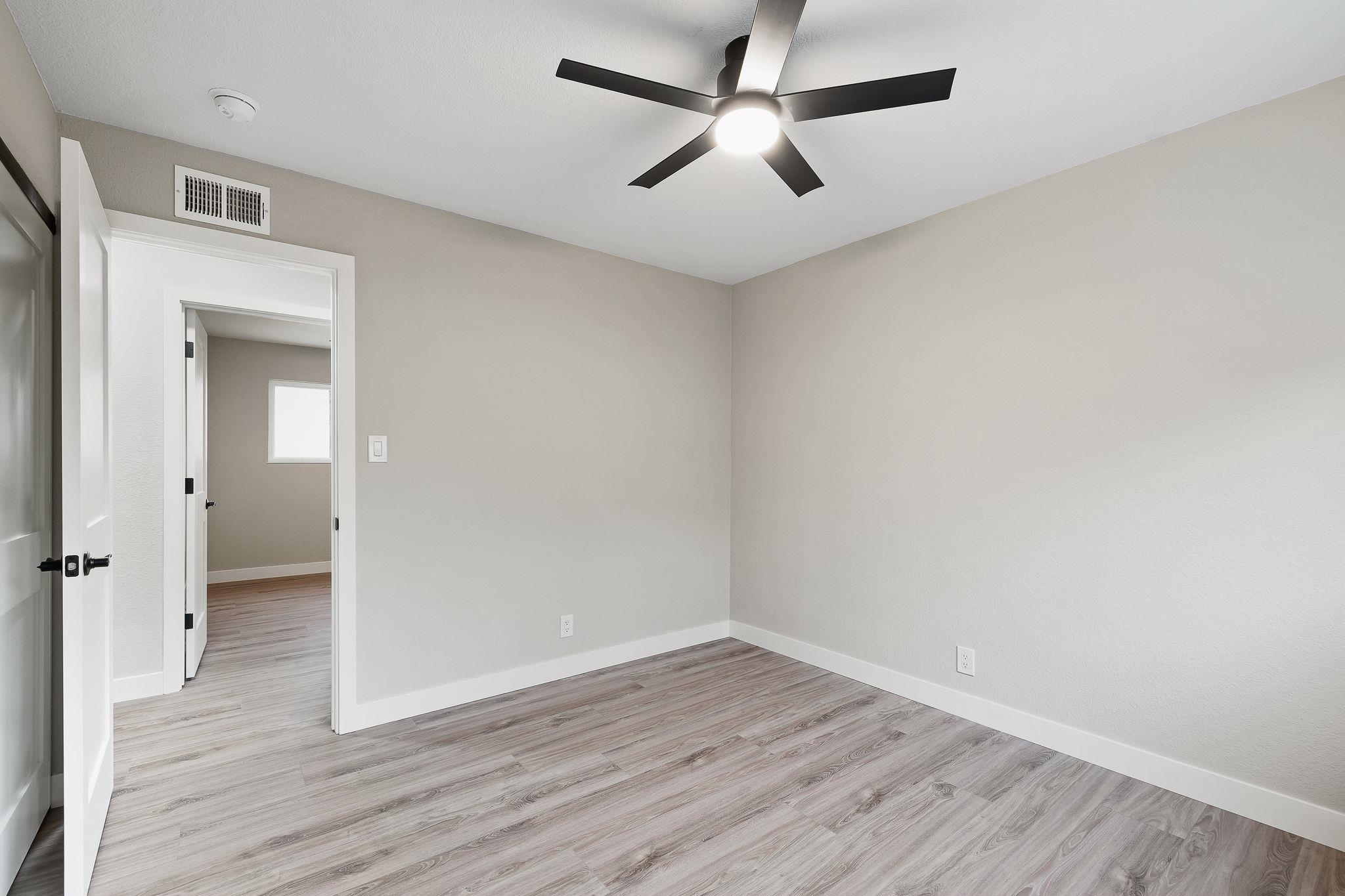 Detail Gallery Image 38 of 58 For 1816 Lynwood Dr, Concord,  CA 94519 - 4 Beds | 2 Baths