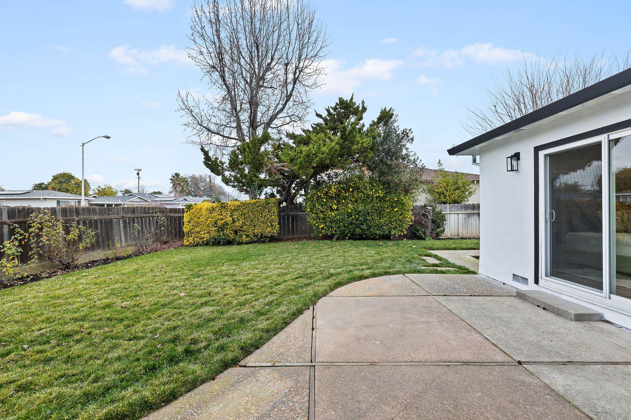 Detail Gallery Image 49 of 58 For 1816 Lynwood Dr, Concord,  CA 94519 - 4 Beds | 2 Baths