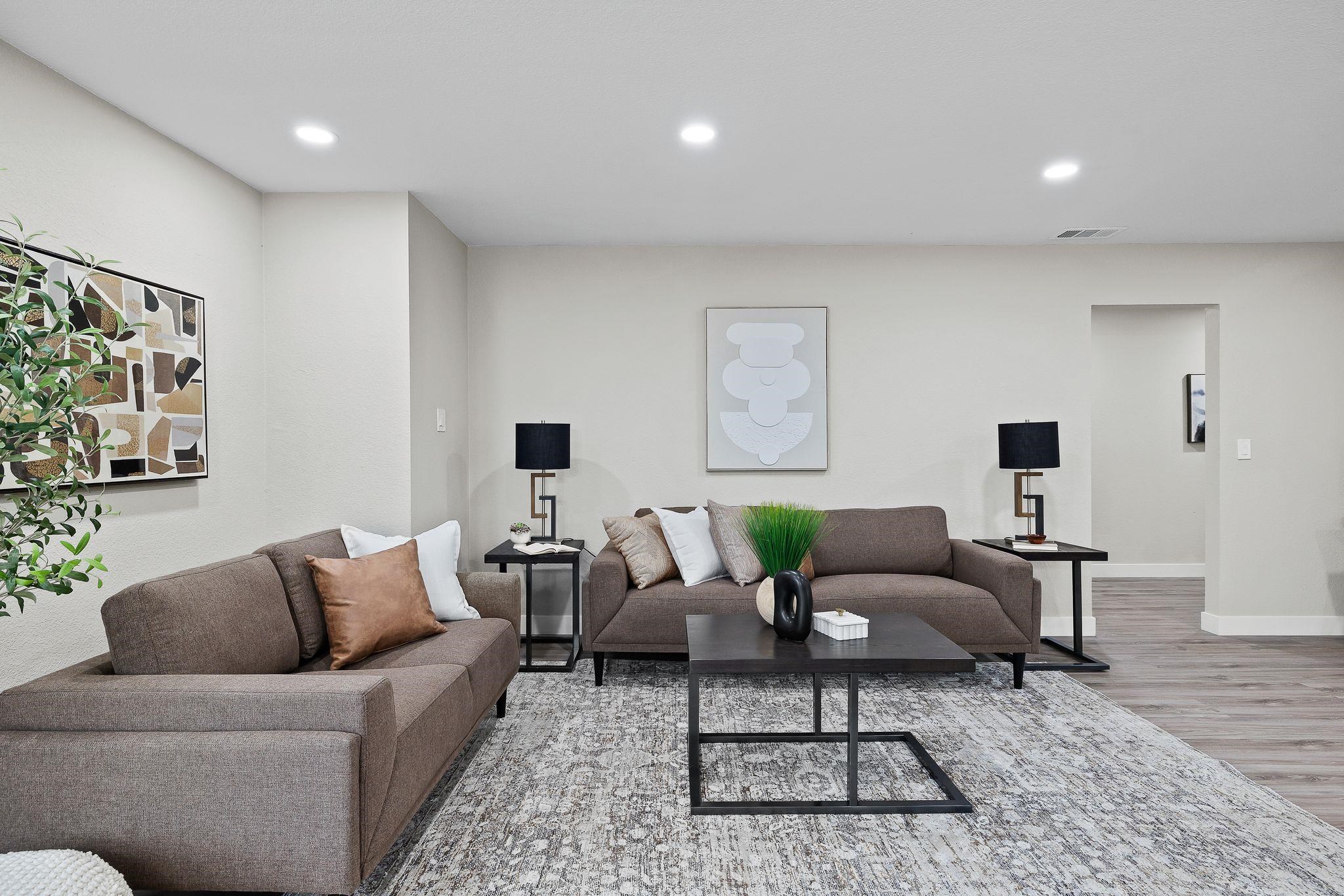 Detail Gallery Image 8 of 58 For 1816 Lynwood Dr, Concord,  CA 94519 - 4 Beds | 2 Baths