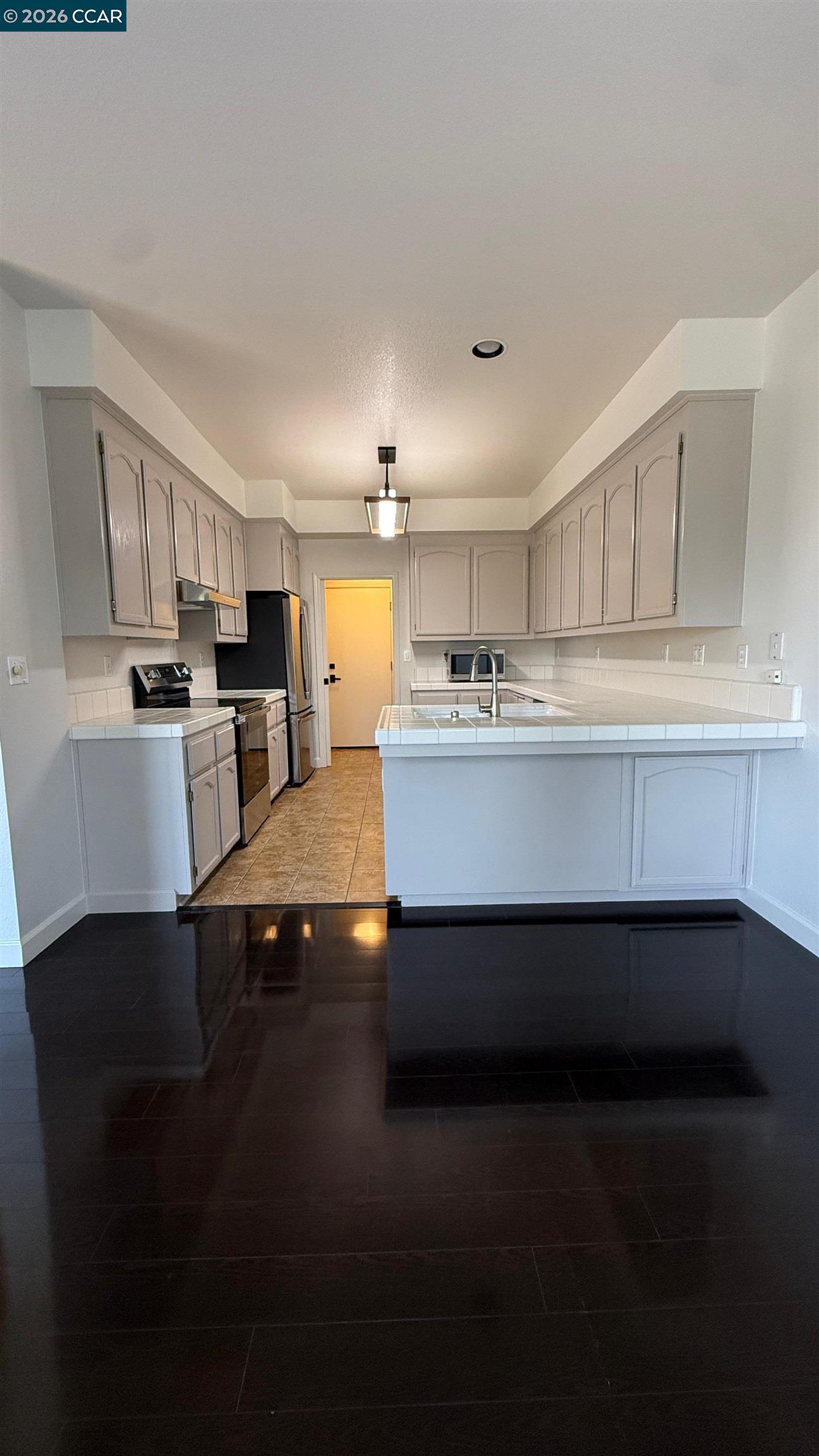 Detail Gallery Image 7 of 25 For 1398 Shell Ln, Clayton,  CA 94517 - 2 Beds | 2/1 Baths