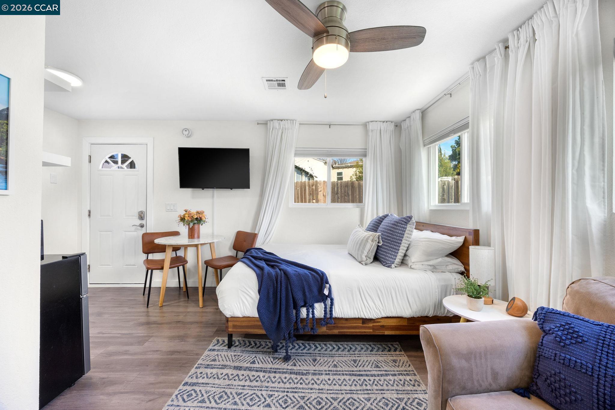 Detail Gallery Image 12 of 54 For 59 La Cruz Ave, Benicia,  CA 94510 - 3 Beds | 2 Baths