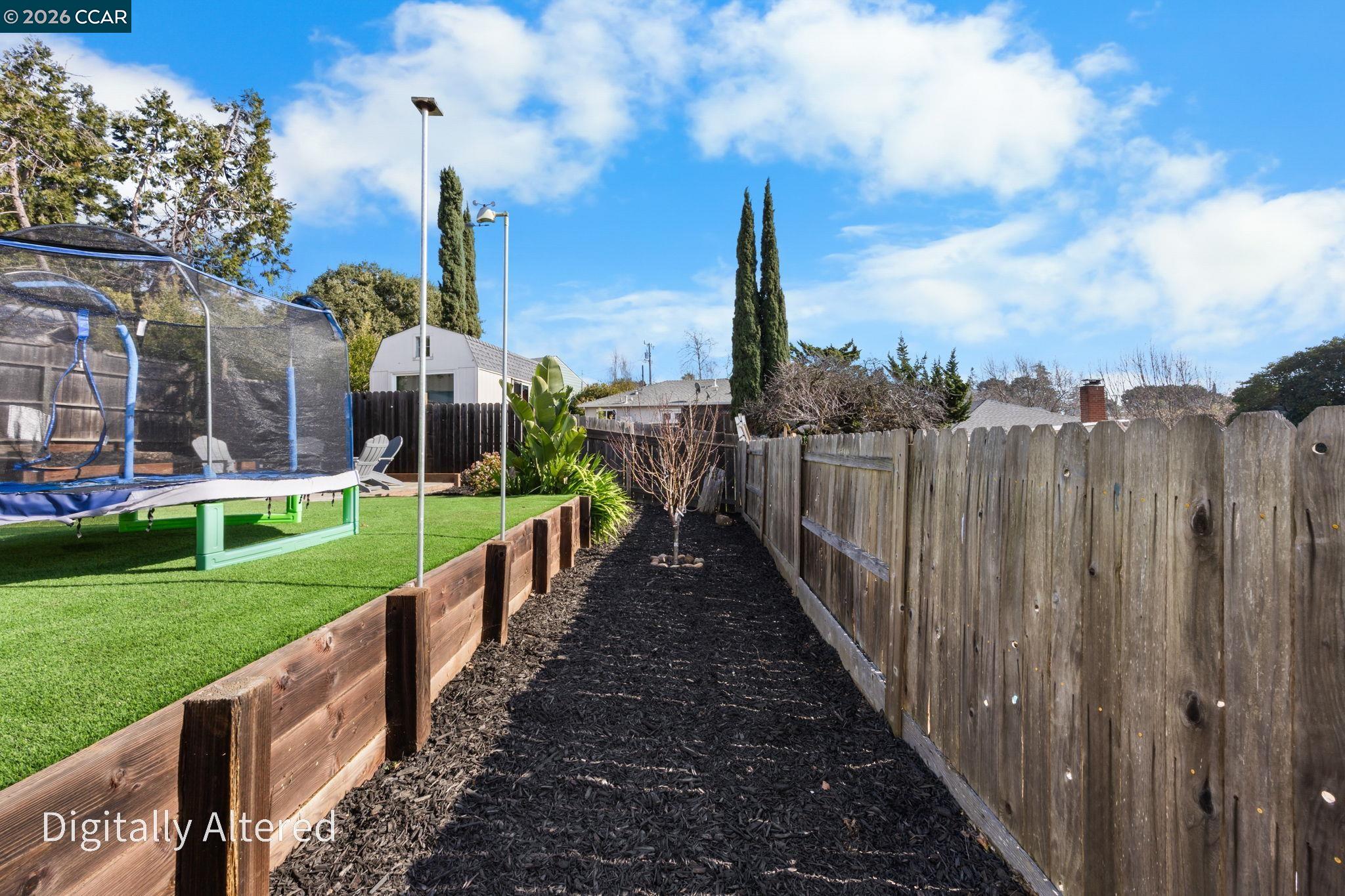 Detail Gallery Image 16 of 54 For 59 La Cruz Ave, Benicia,  CA 94510 - 3 Beds | 2 Baths