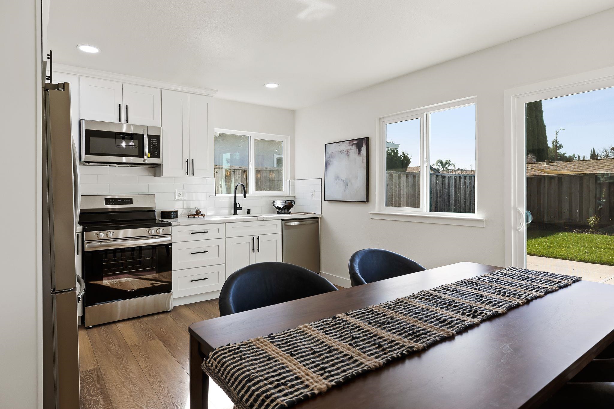 Detail Gallery Image 12 of 47 For 1357 Old Rose Pl, San Jose,  CA 95132 - 4 Beds | 2 Baths