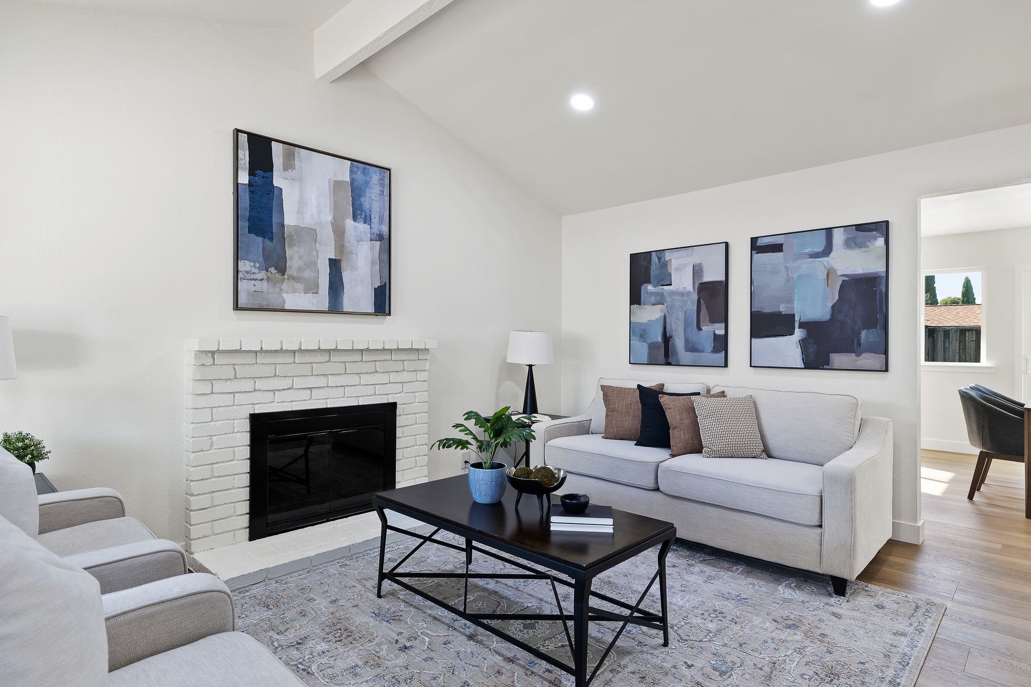 Detail Gallery Image 4 of 47 For 1357 Old Rose Pl, San Jose,  CA 95132 - 4 Beds | 2 Baths