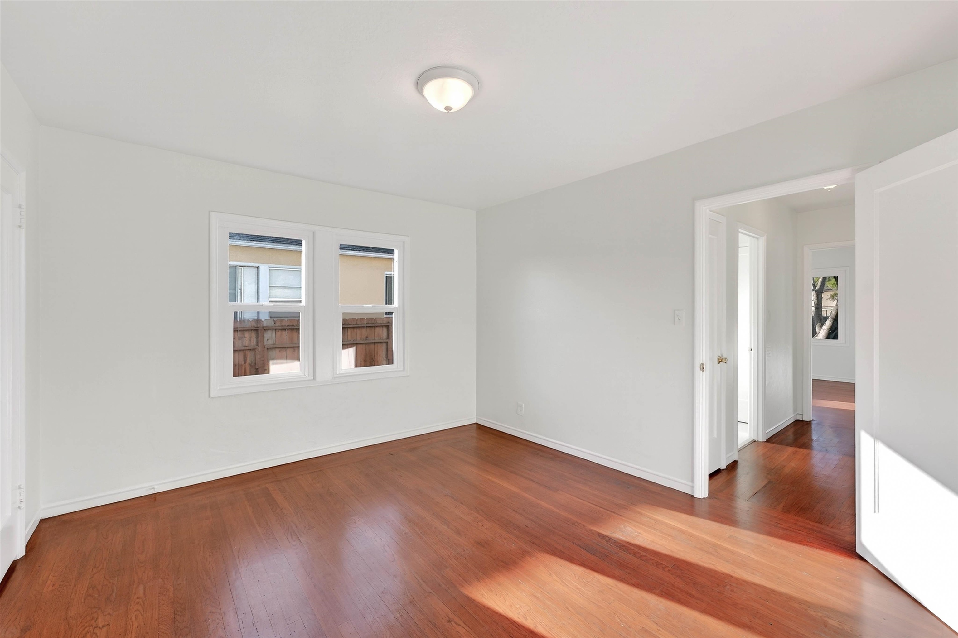 Detail Gallery Image 17 of 27 For 10200 Royal Ann St, Oakland,  CA 94603 - 2 Beds | 1 Baths