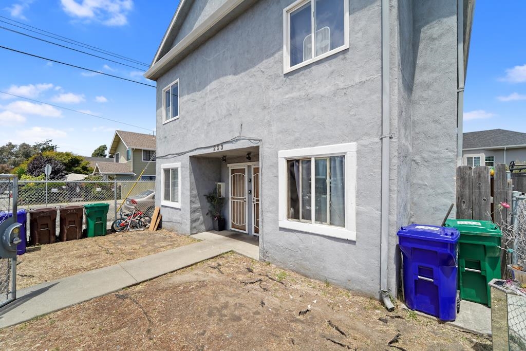 Detail Gallery Image 24 of 27 For 203 Bissell #4,  Oakland,  CA 94801 - 4 Beds | 1 Baths