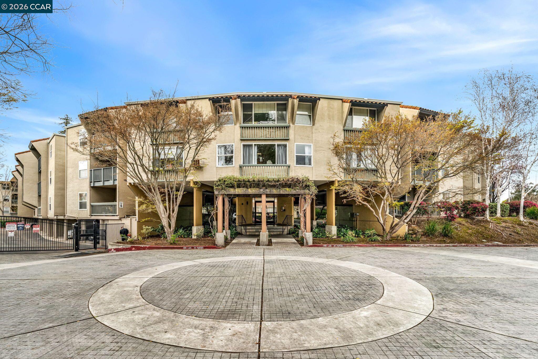 Front Image Thumbnail for CC41122613