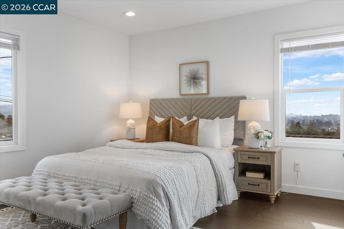 Detail Gallery Image 20 of 49 For 18417 Milmar Blvd, Castro Valley,  CA 94546 - 3 Beds | 2 Baths