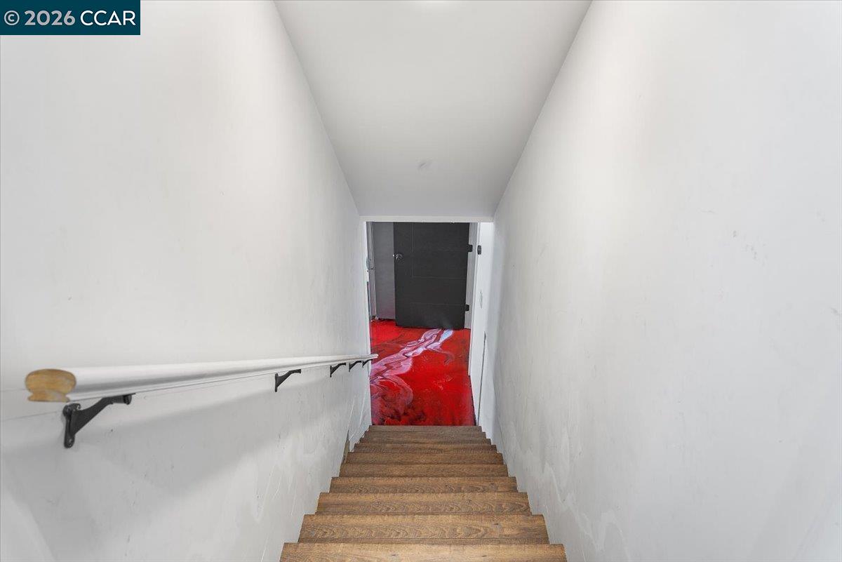 Detail Gallery Image 30 of 49 For 18417 Milmar Blvd, Castro Valley,  CA 94546 - 3 Beds | 2 Baths