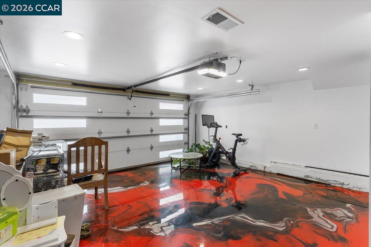 Detail Gallery Image 31 of 49 For 18417 Milmar Blvd, Castro Valley,  CA 94546 - 3 Beds | 2 Baths