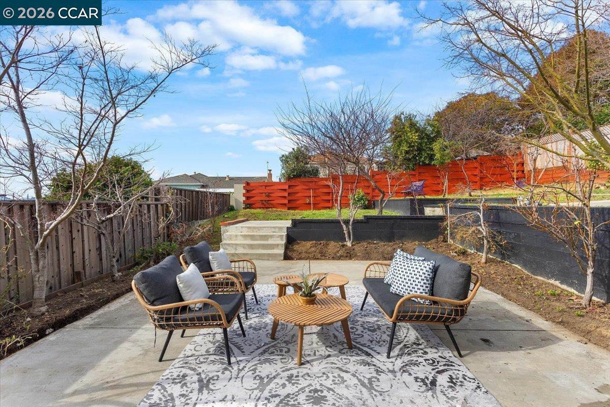 Detail Gallery Image 39 of 49 For 18417 Milmar Blvd, Castro Valley,  CA 94546 - 3 Beds | 2 Baths