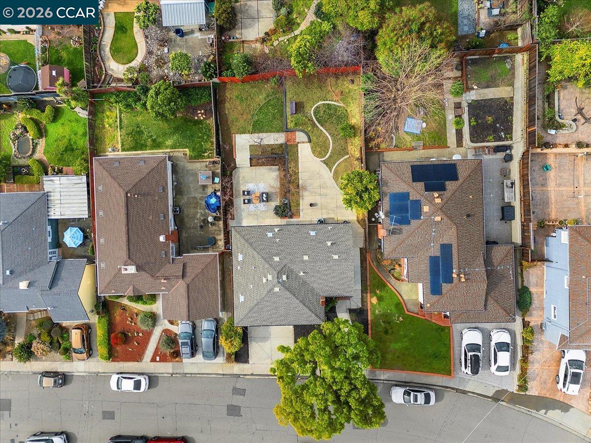 Detail Gallery Image 45 of 49 For 18417 Milmar Blvd, Castro Valley,  CA 94546 - 3 Beds | 2 Baths