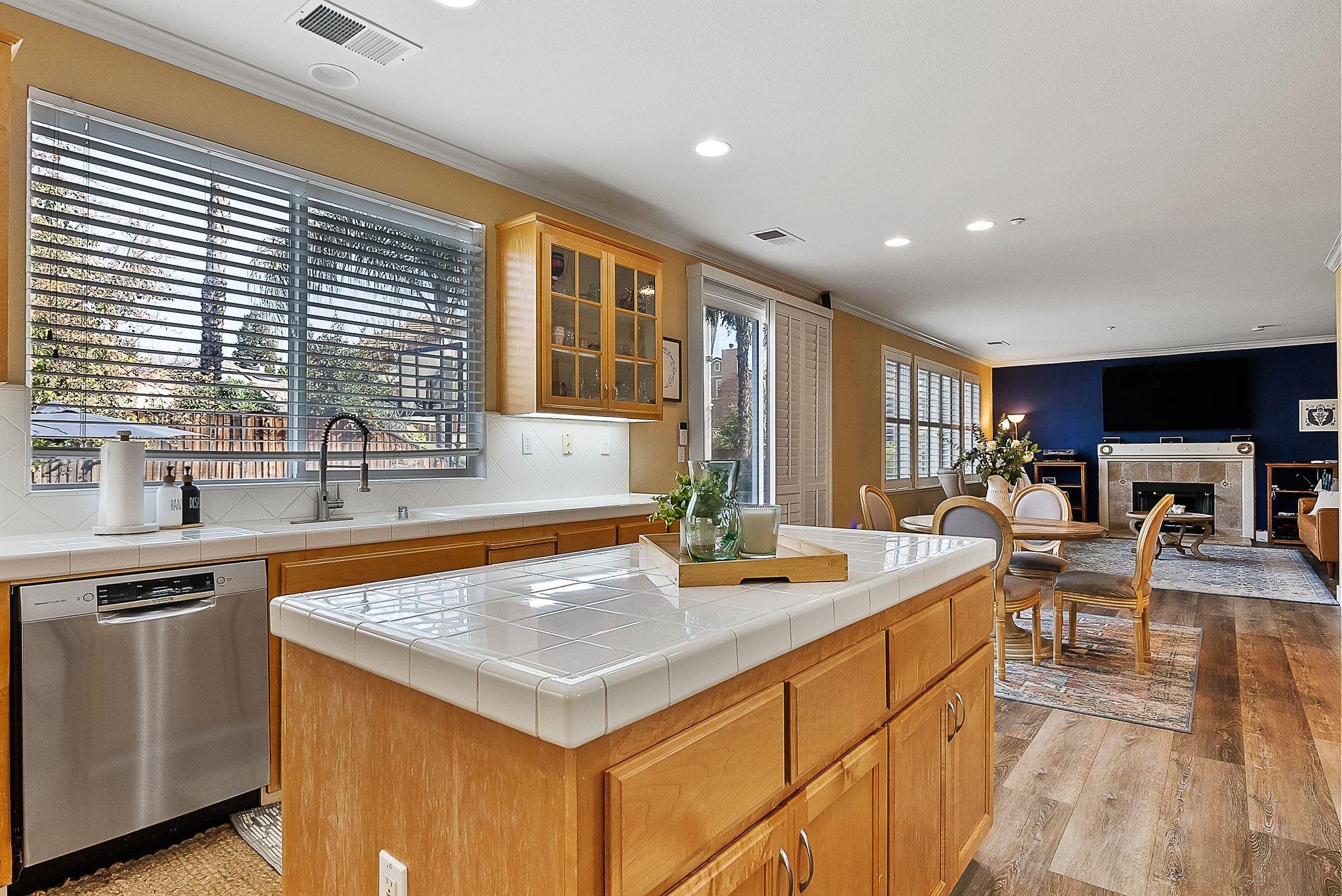 Detail Gallery Image 10 of 33 For 606 Ralston Ct, Brentwood,  CA 94513 - 5 Beds | 3 Baths