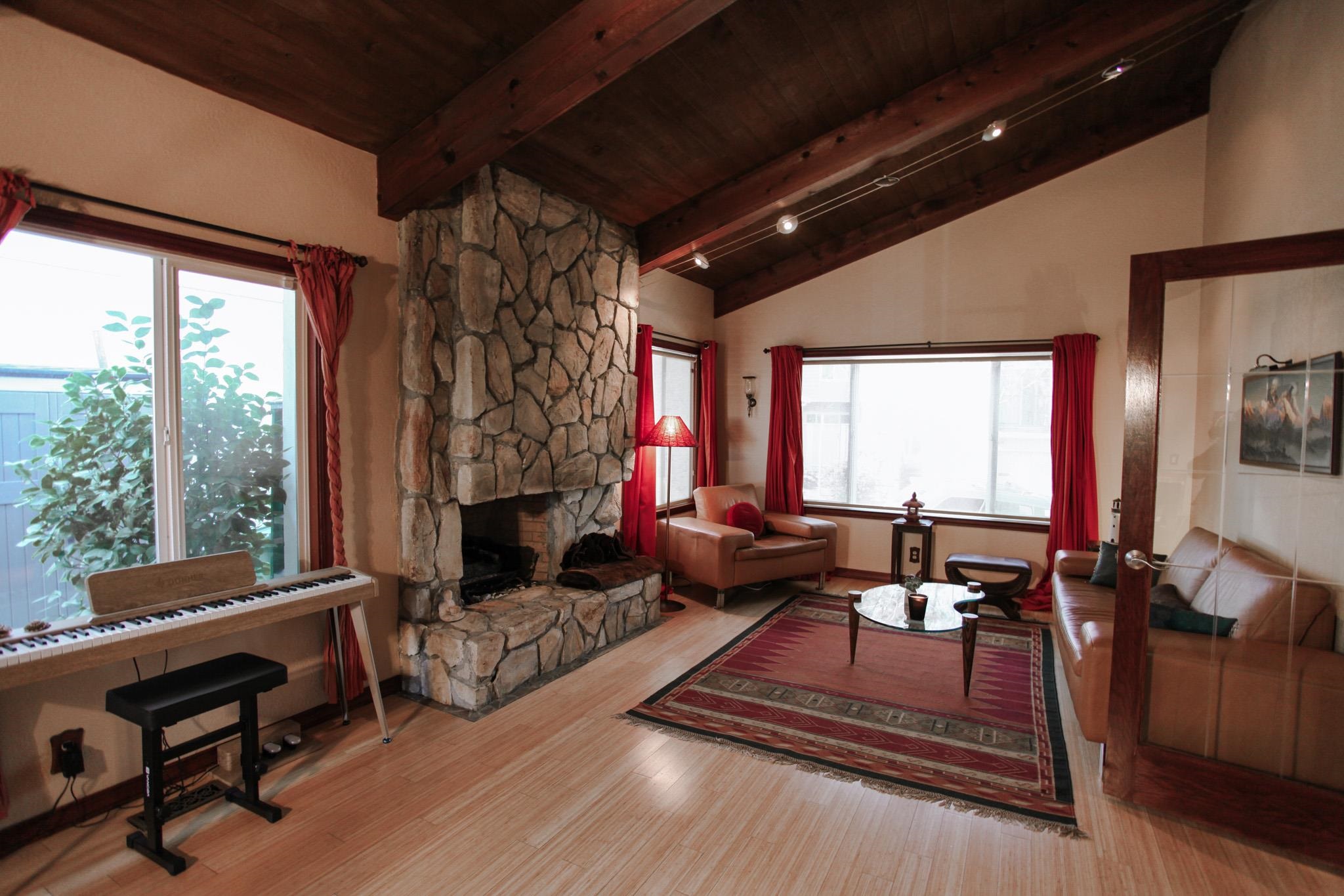 Detail Gallery Image 4 of 54 For 1632 Siskiyou Dr, Walnut Creek,  CA 94598 - 3 Beds | 2/1 Baths