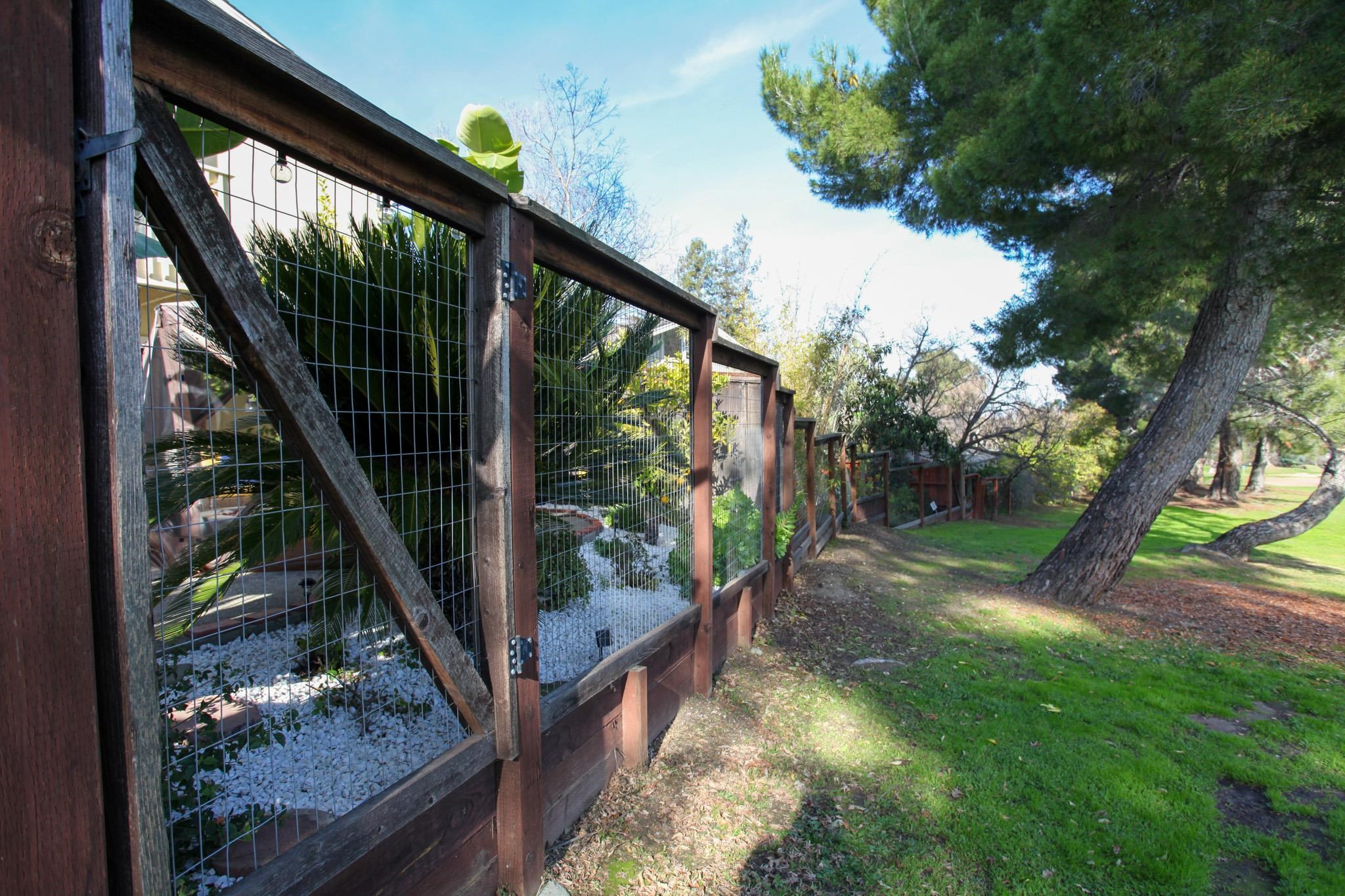 Detail Gallery Image 43 of 54 For 1632 Siskiyou Dr, Walnut Creek,  CA 94598 - 3 Beds | 2/1 Baths