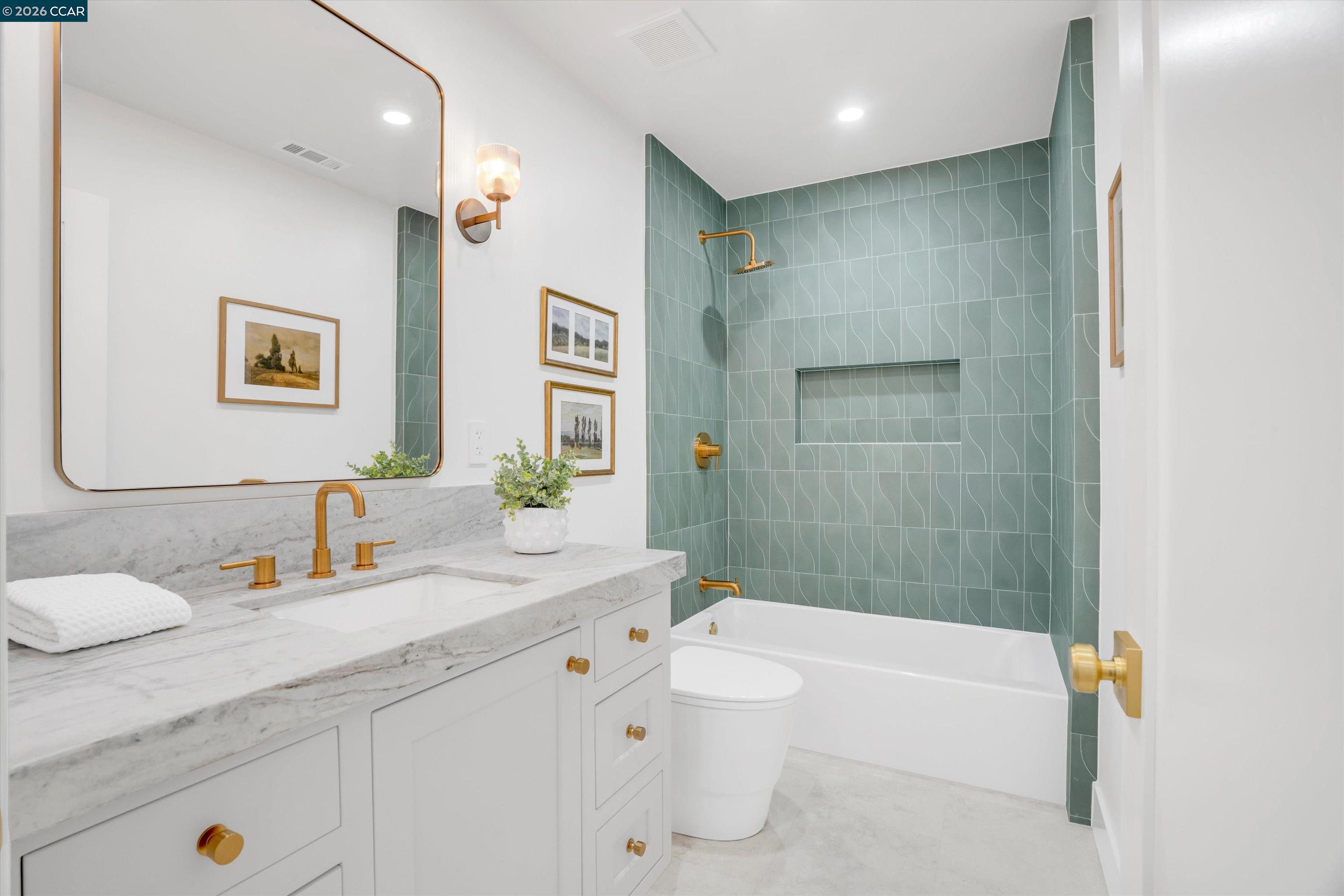 Detail Gallery Image 17 of 51 For 1369 Milton Ave, Walnut Creek,  CA 94596 - 5 Beds | 4 Baths