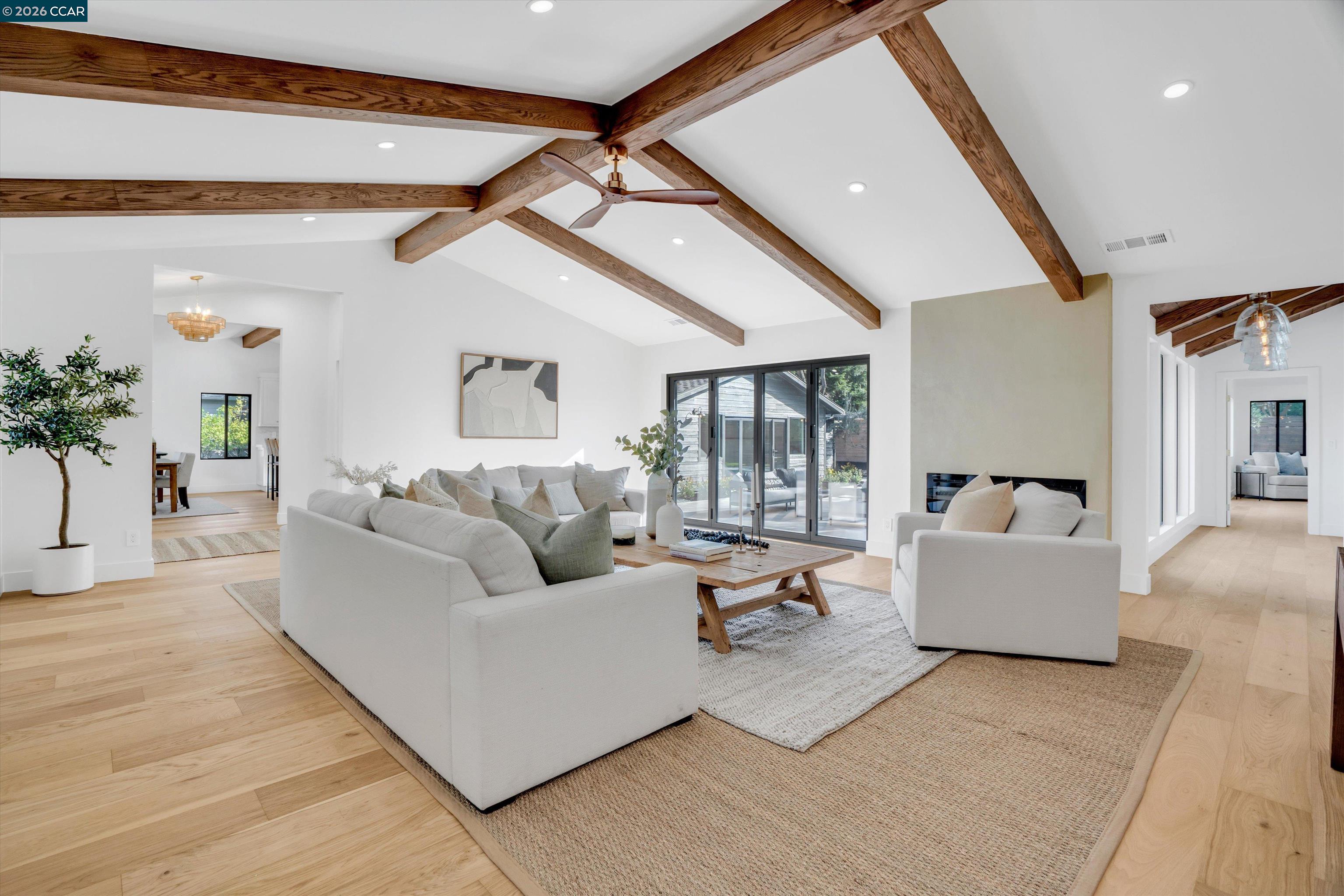 Detail Gallery Image 16 of 49 For 1369 Milton Ave, Walnut Creek,  CA 94596 - 5 Beds | 4 Baths