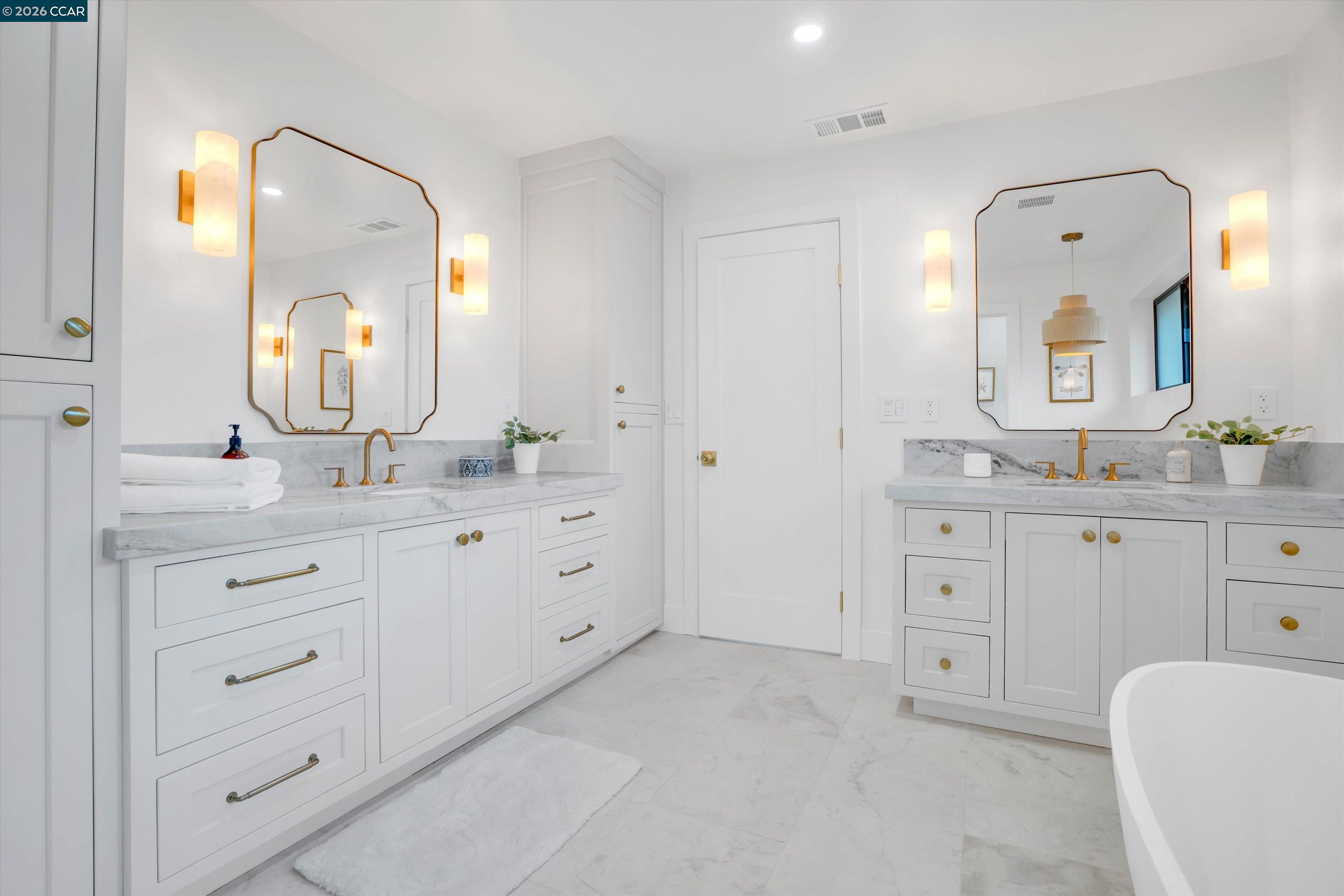 Detail Gallery Image 33 of 49 For 1369 Milton Ave, Walnut Creek,  CA 94596 - 5 Beds | 4 Baths